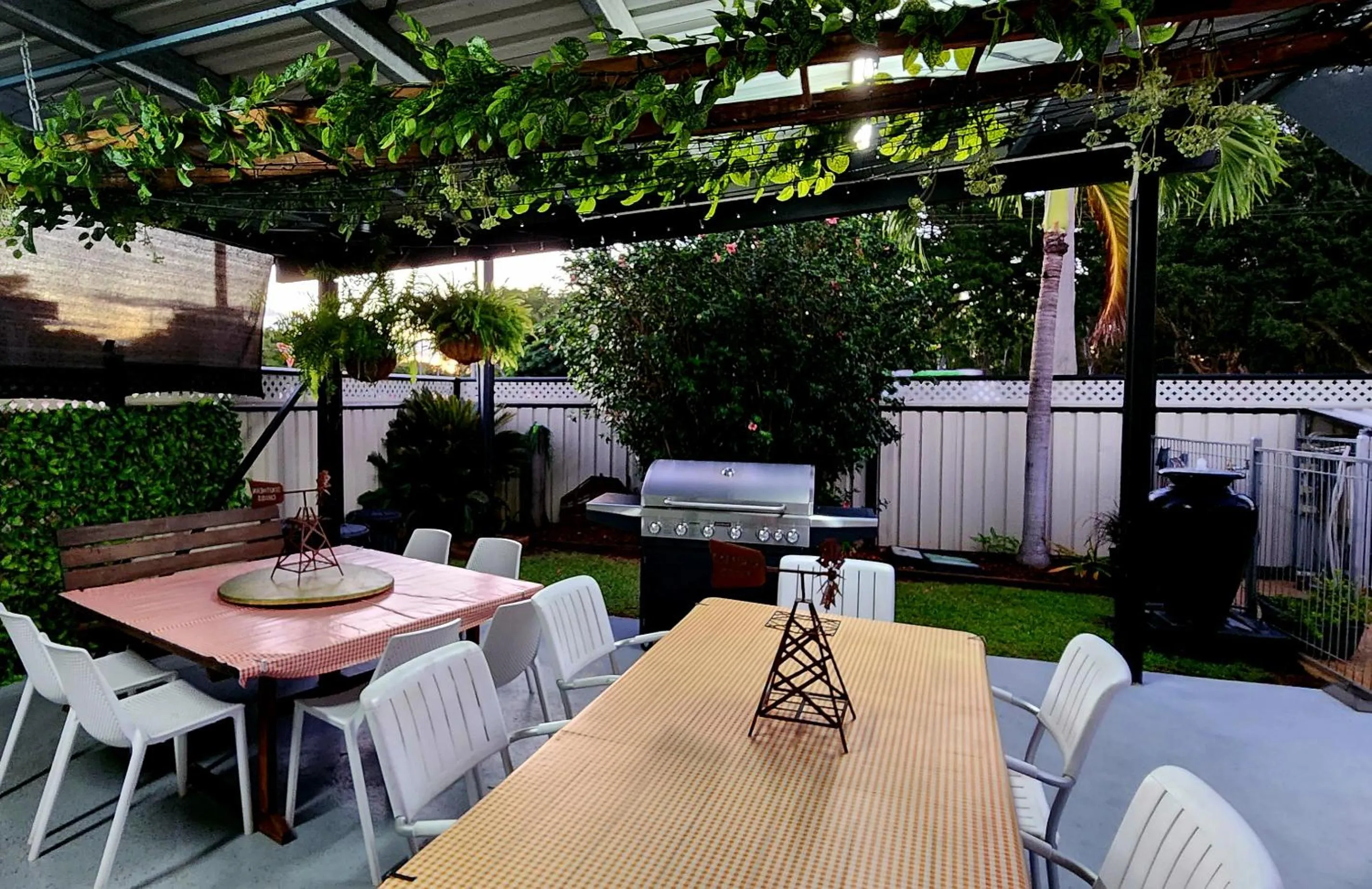 Property building in Charters Towers Motel