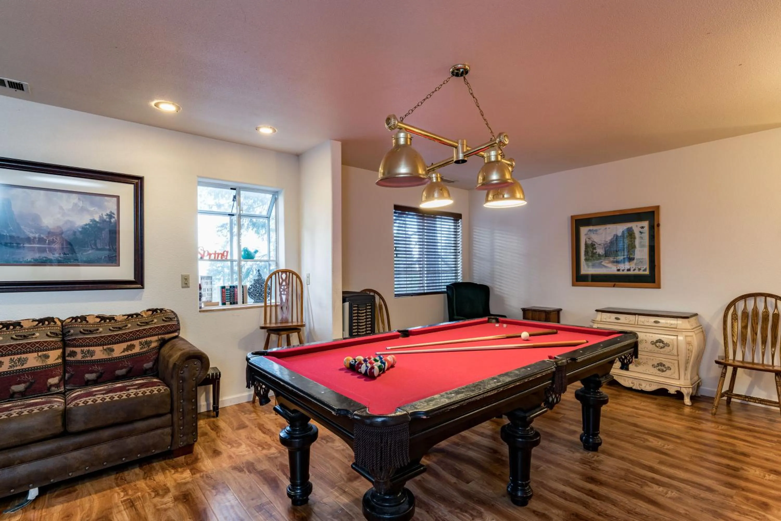 Living room in Spring Wonderland