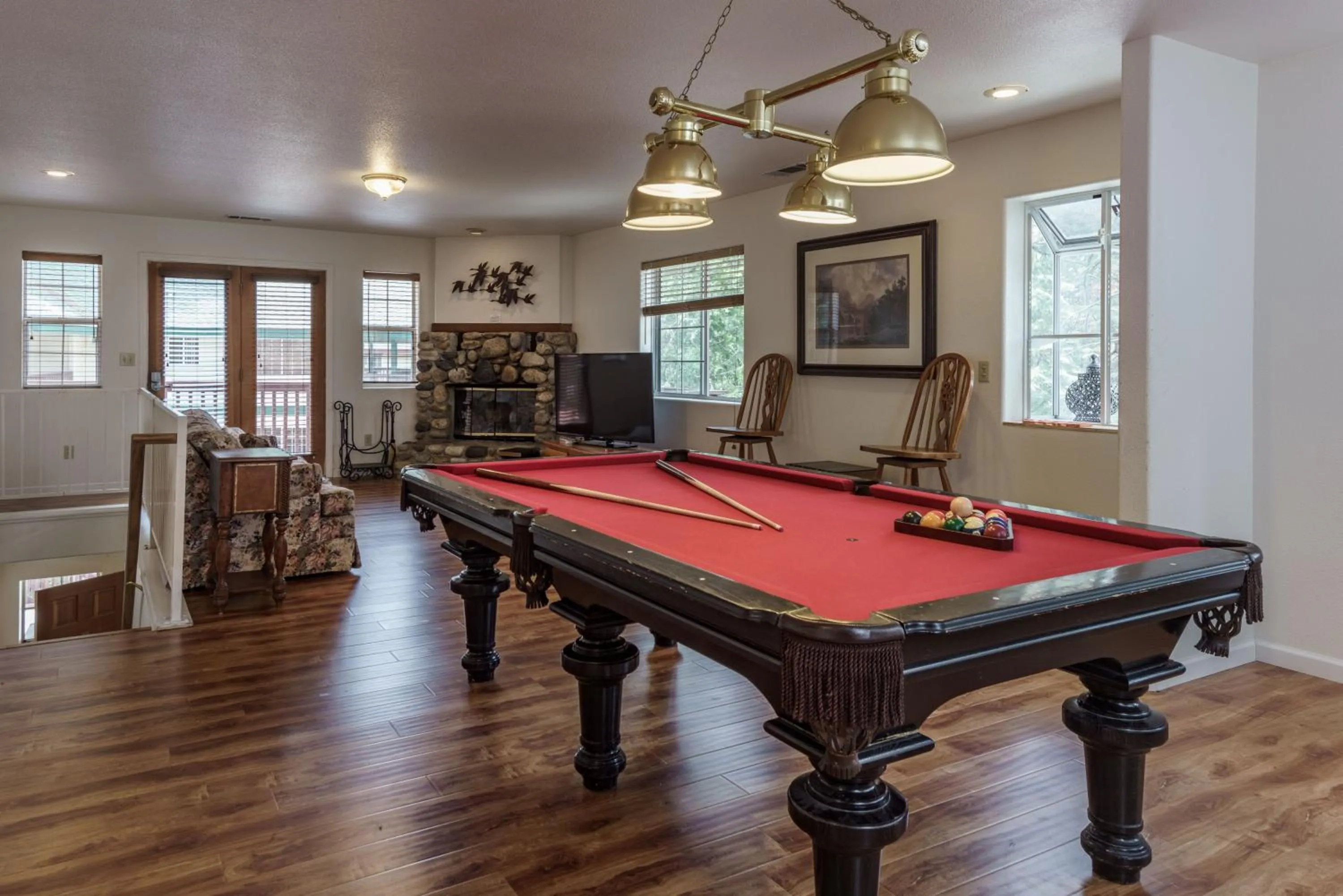 Billiard in Spring Wonderland