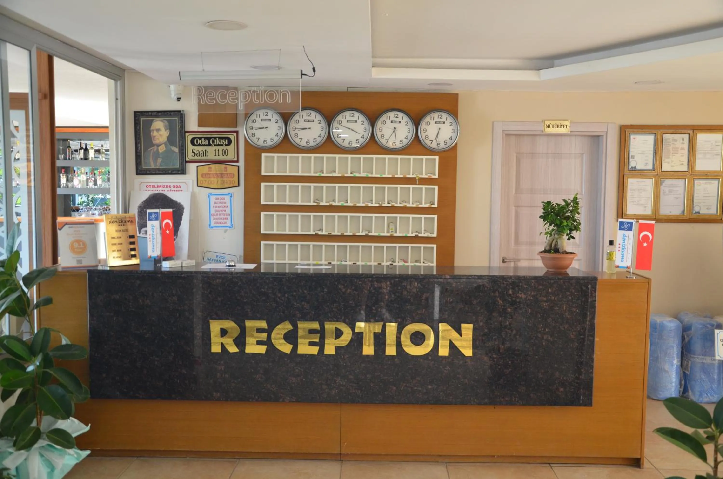 Lobby or reception in Denizkumu Hotel
