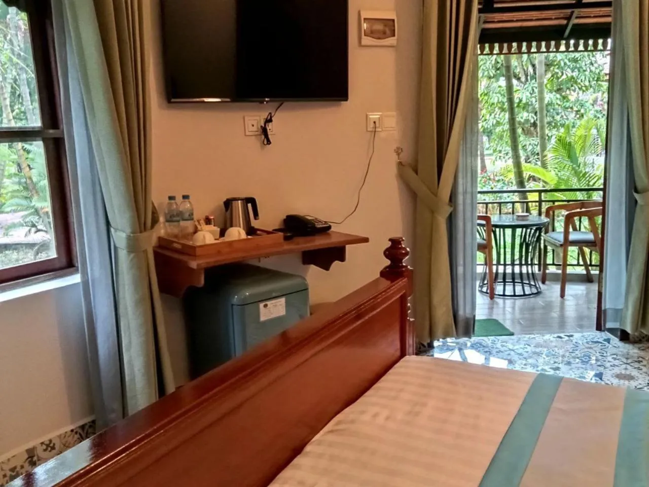 Bed in Ganesha Kampot Resort