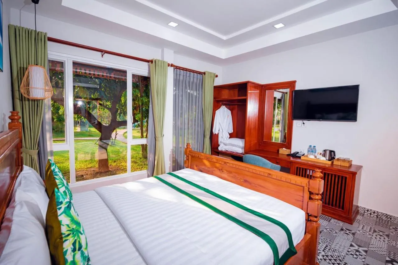 Bed in Ganesha Kampot Resort