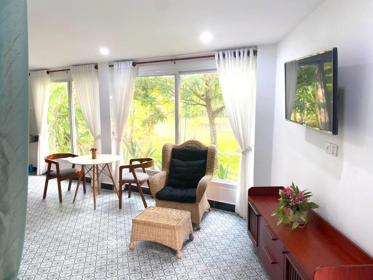 Ganesha Kampot Resort