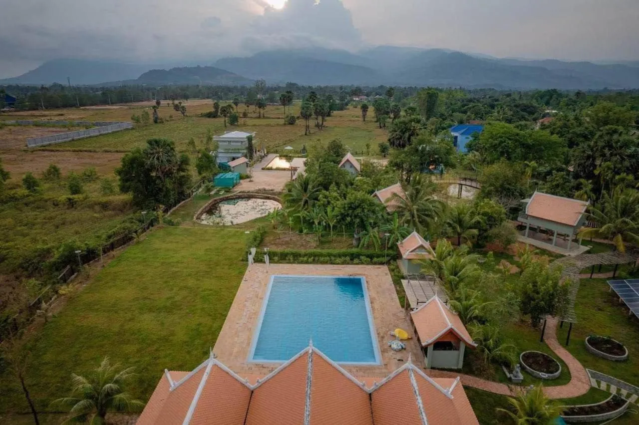 Mountain view in Ganesha Kampot Resort