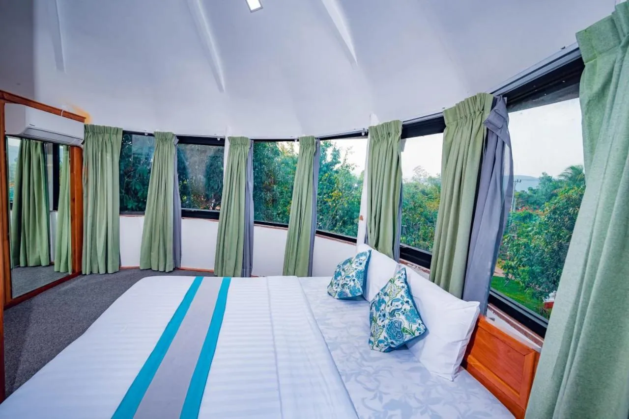 Bed in Ganesha Kampot Resort