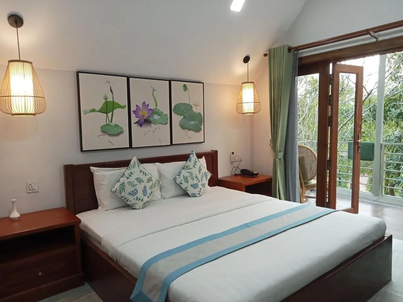 Bed in Ganesha Kampot Resort