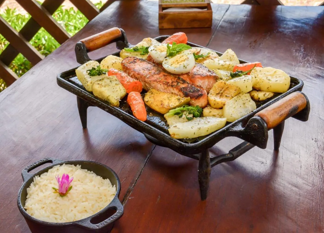 Restaurant/places to eat in Casarão Alpina