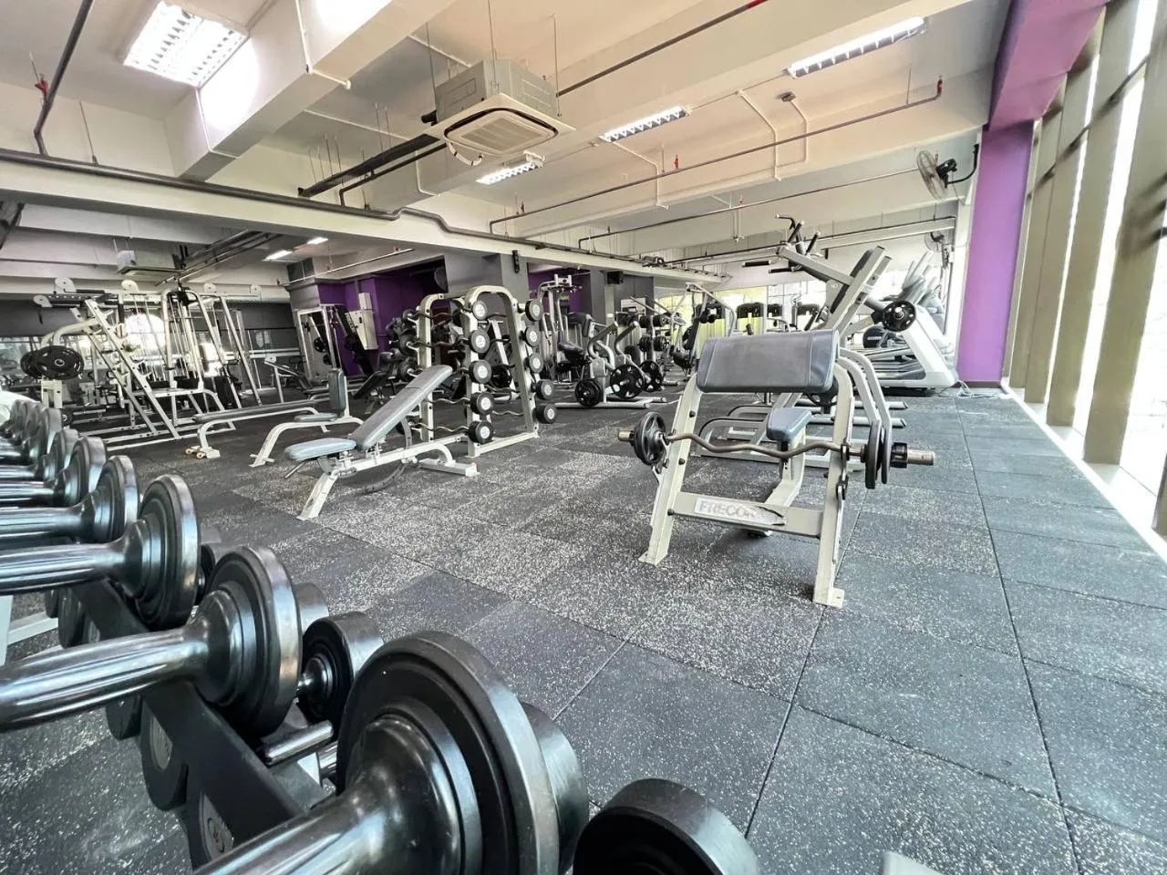 Fitness centre/facilities in Qliq Damansara Hotel