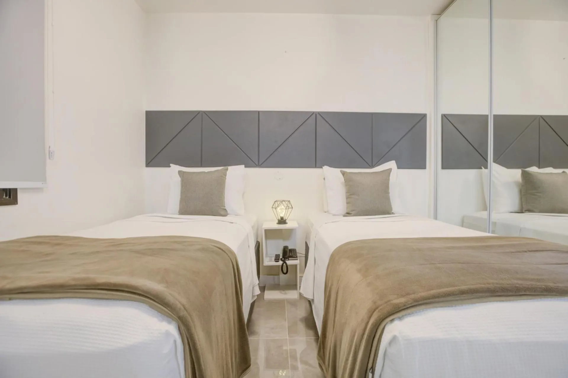 Bed in Hampton Park São Paulo Jardins