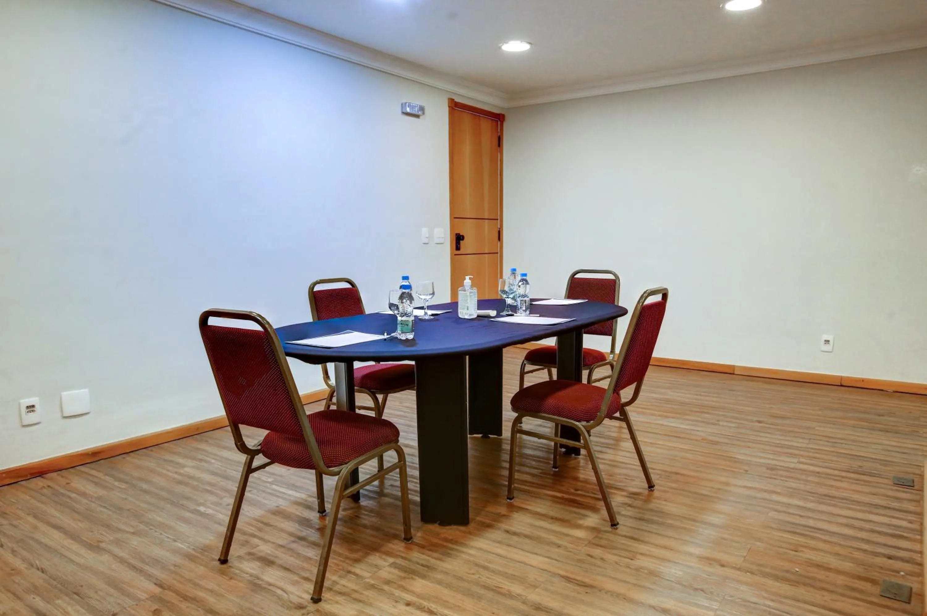 Meeting/conference room in Hampton Park São Paulo Jardins