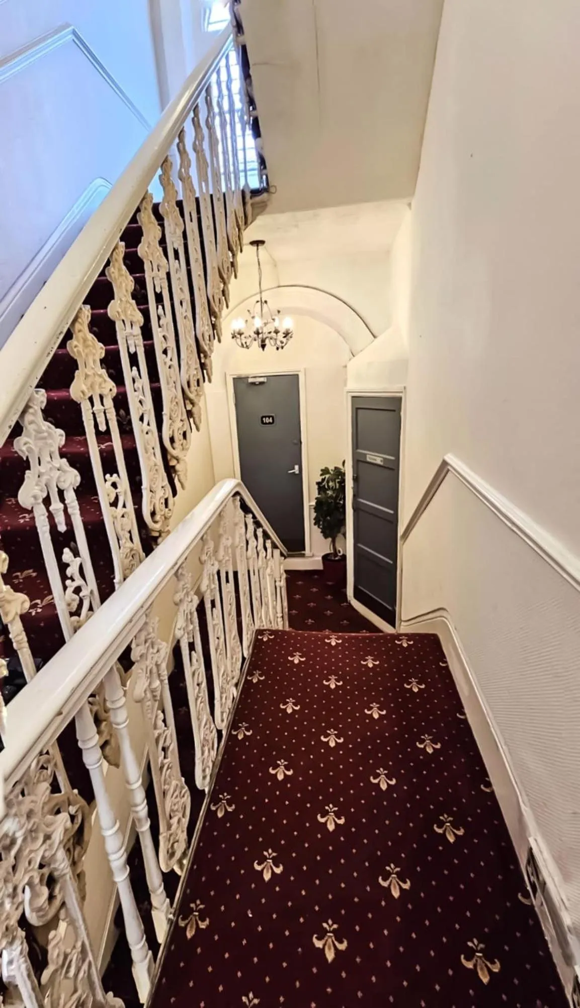 Property building in Hyde Park Court Hotel