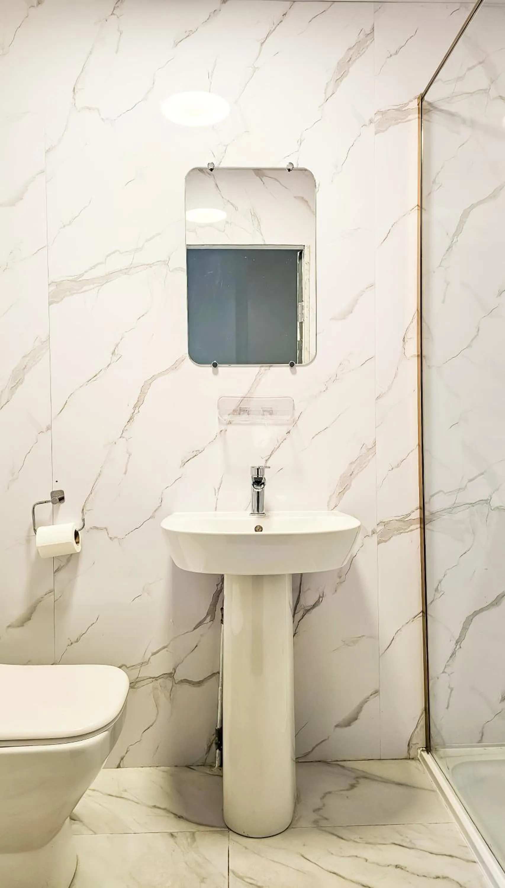 Hyde Park Court Hotel