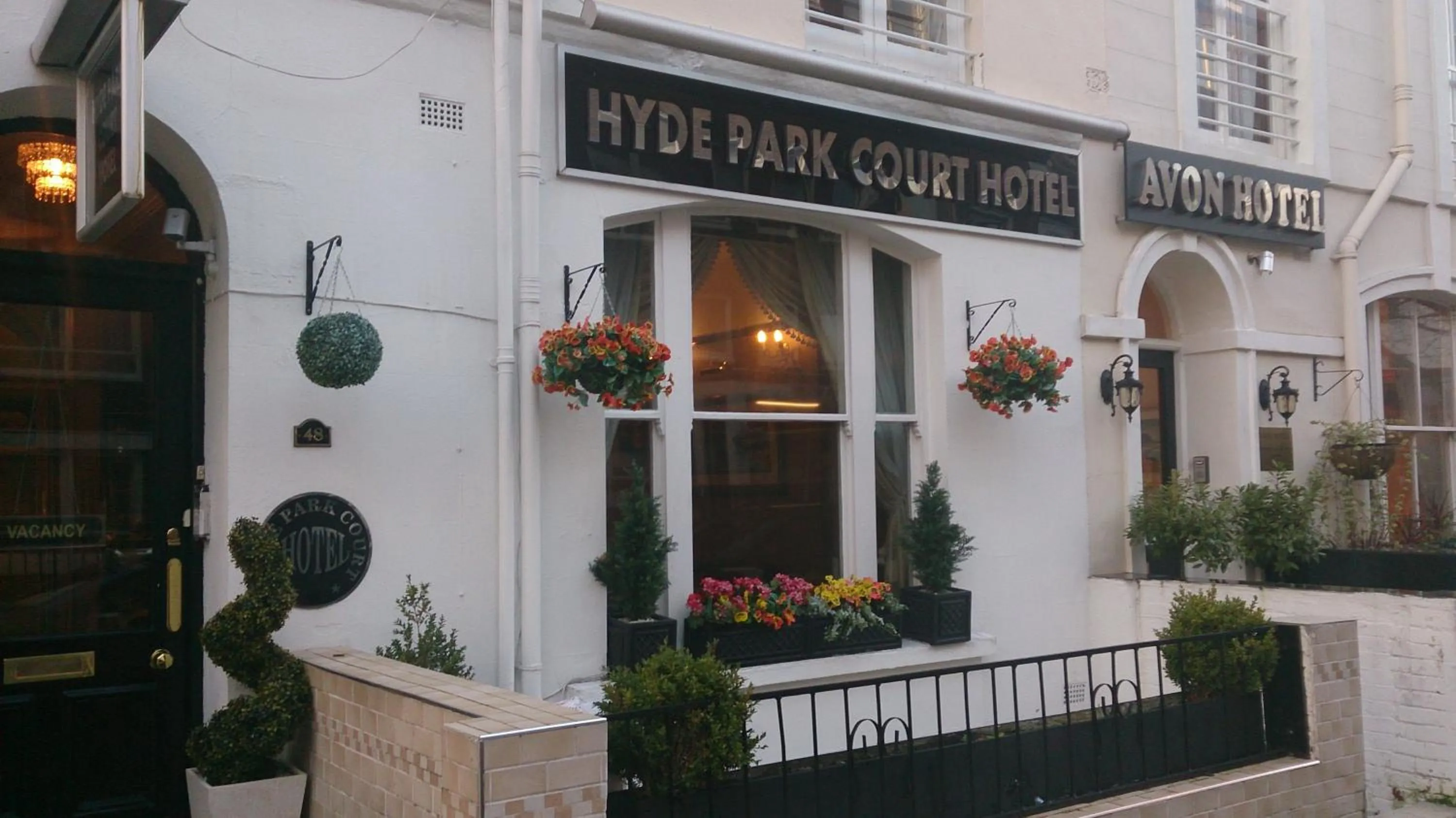 Facade/entrance in Hyde Park Court Hotel