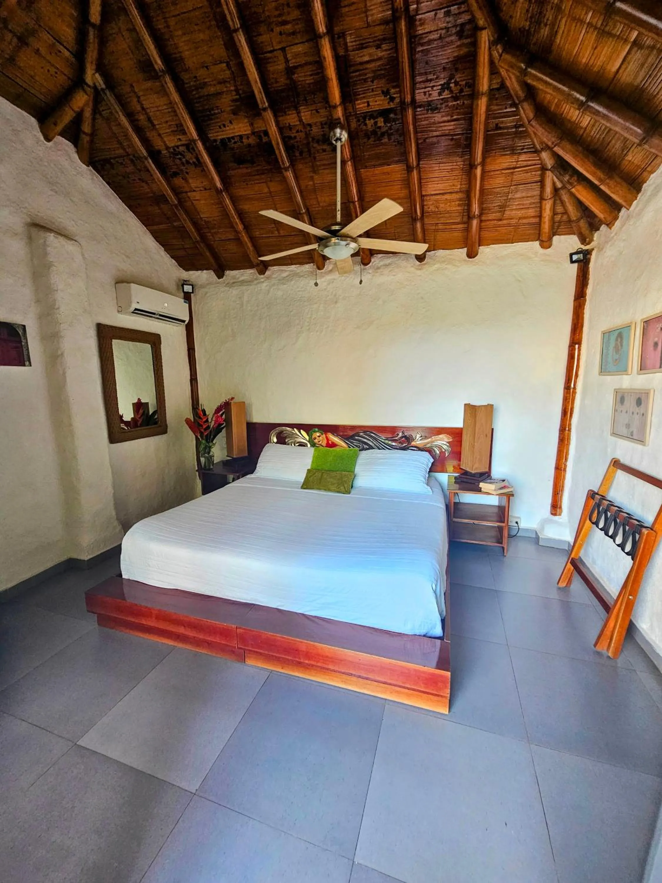 Bed in Villa Maria Tayrona, Jungle and Sea Experience