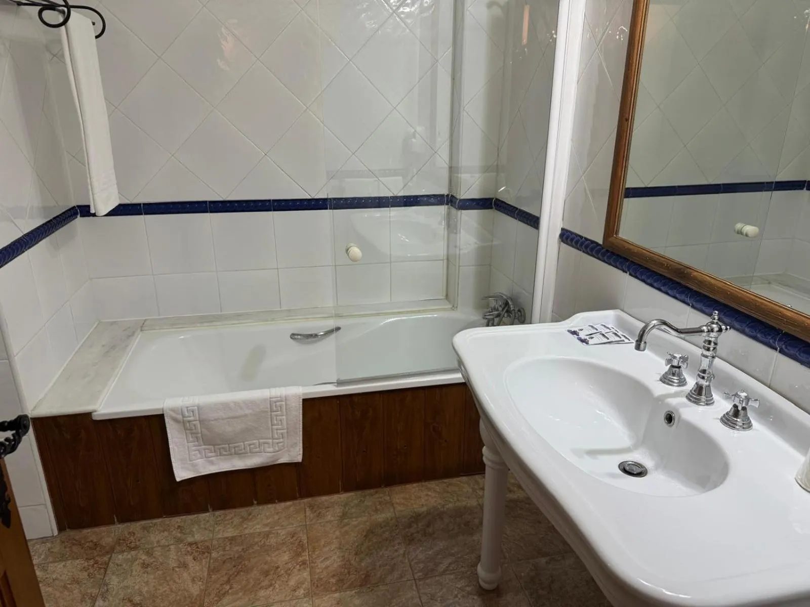 Bathroom in Hotel A Posada