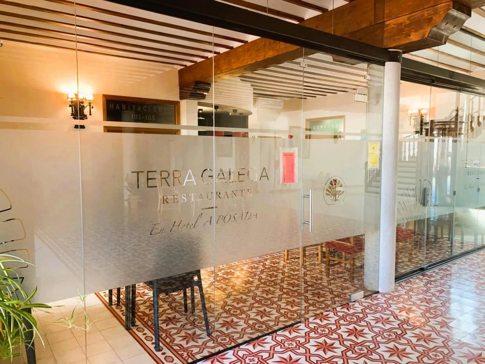 Restaurant/places to eat in Hotel A Posada