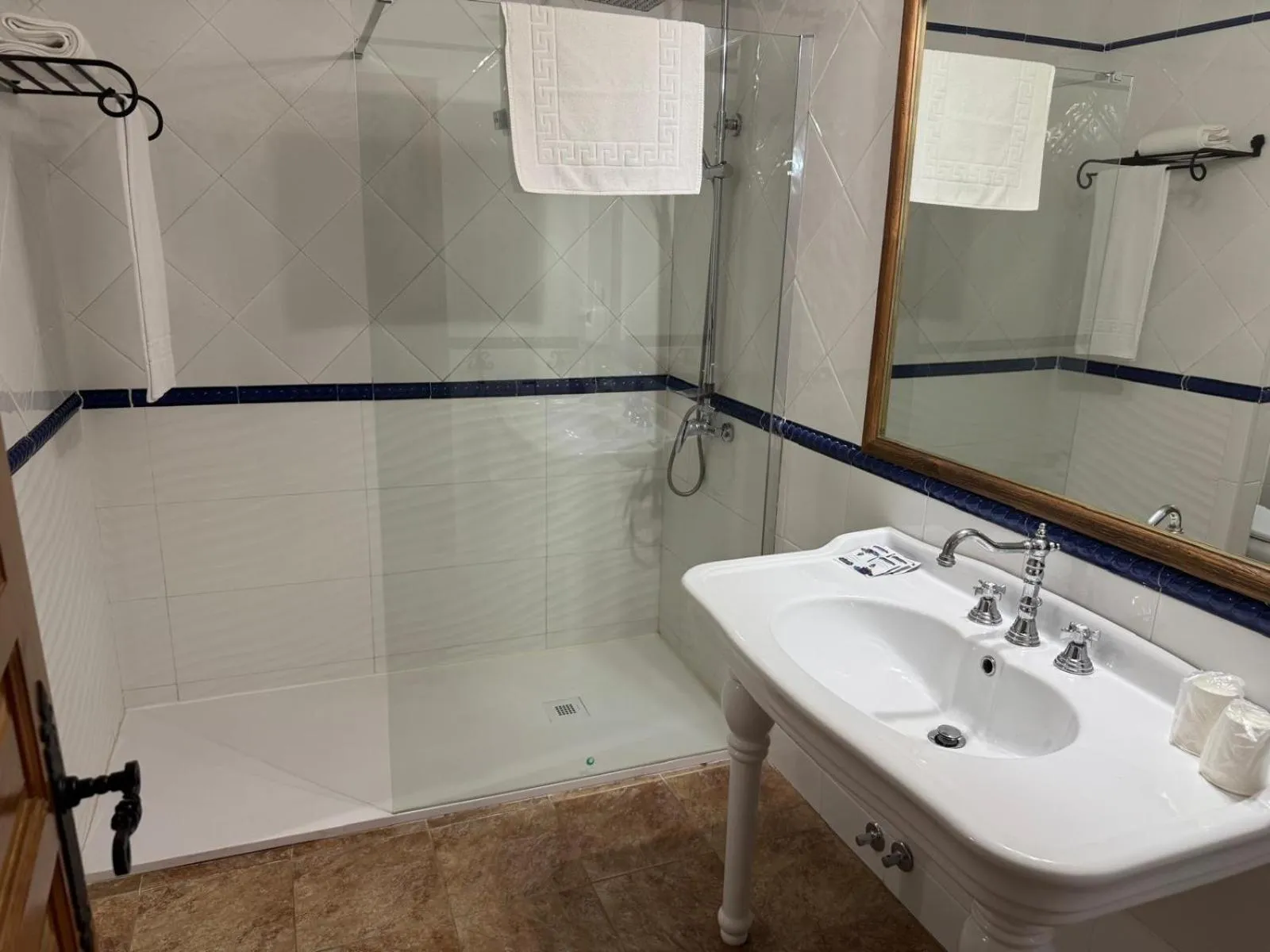 Bathroom in Hotel A Posada