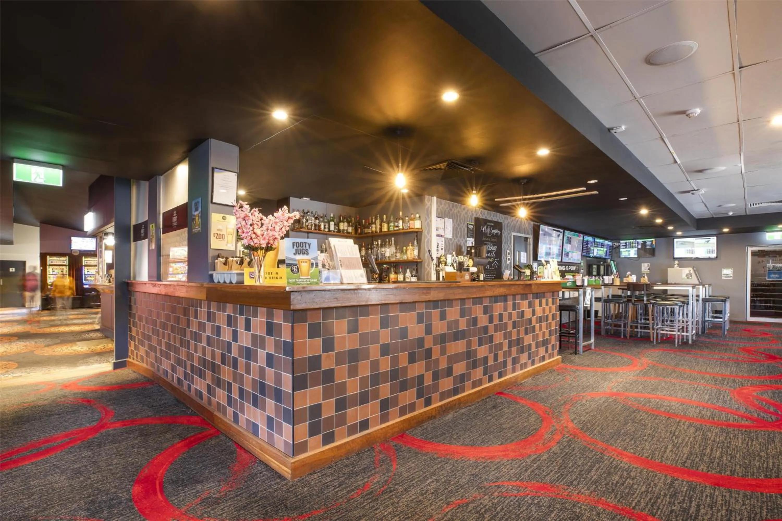 Lounge or bar in Nightcap at Prince of Wales Hotel