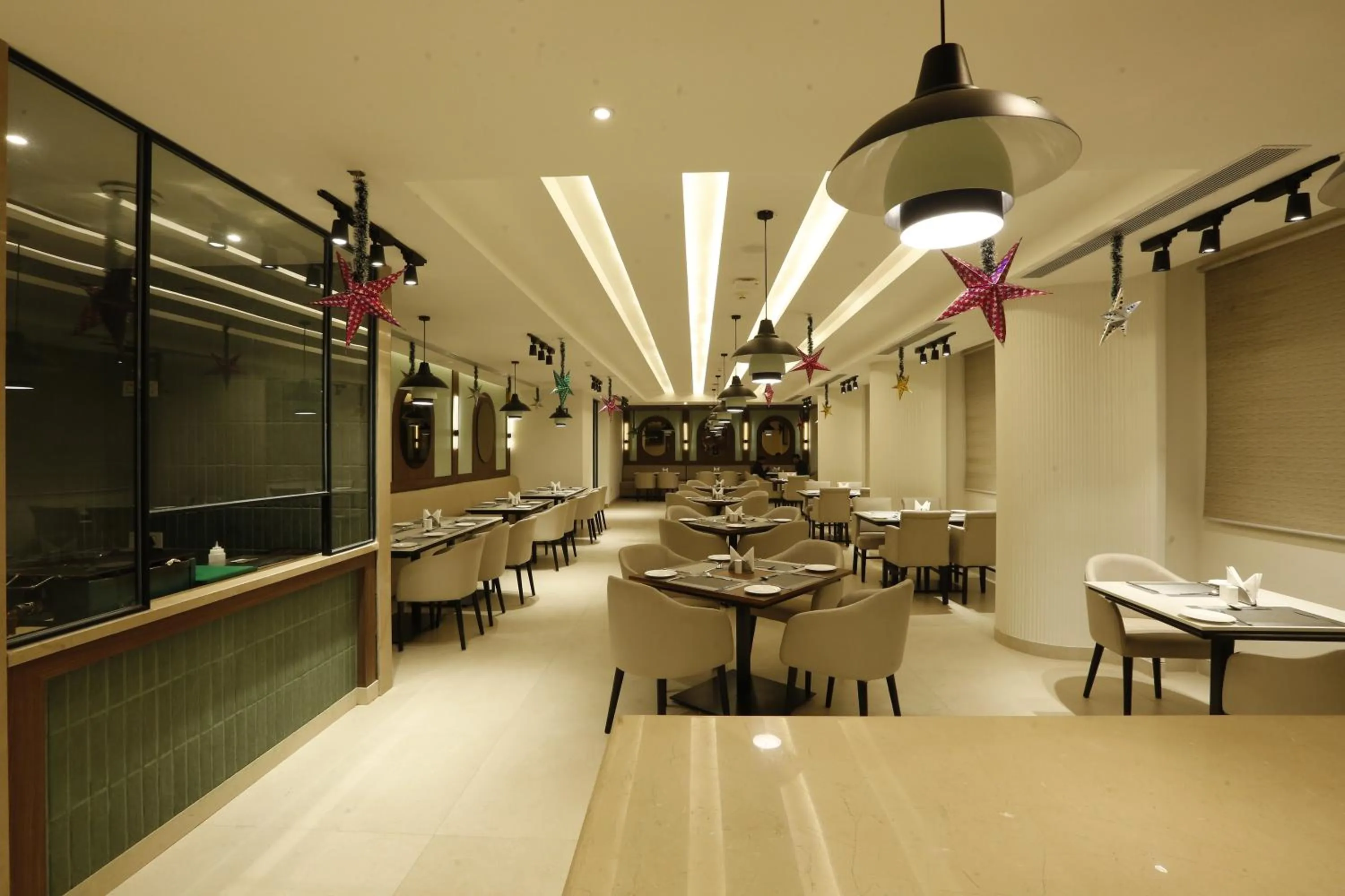 Restaurant/places to eat in Tulip Inn Zirakpur