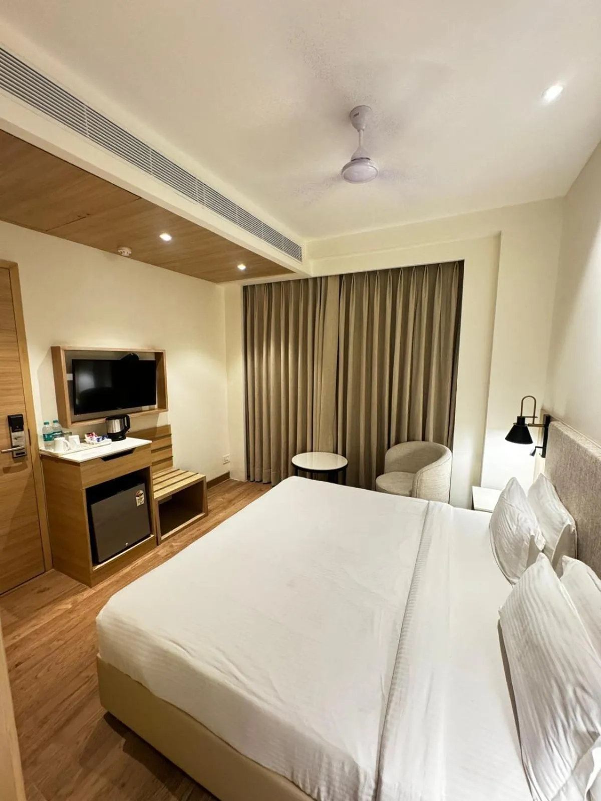 Bed in Tulip Inn Zirakpur