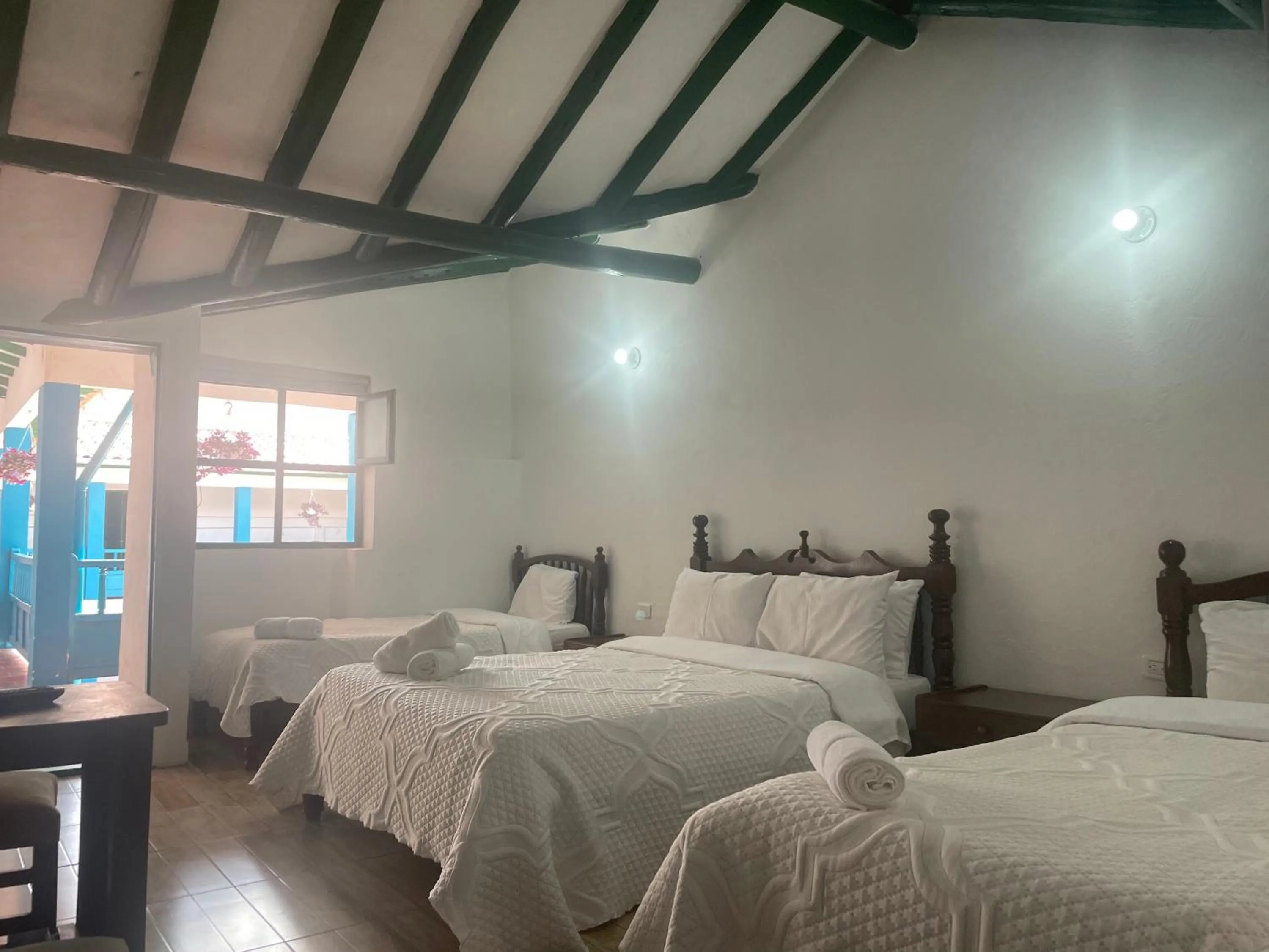 Photo of the whole room, Bed in Celeste Villa de Leyva