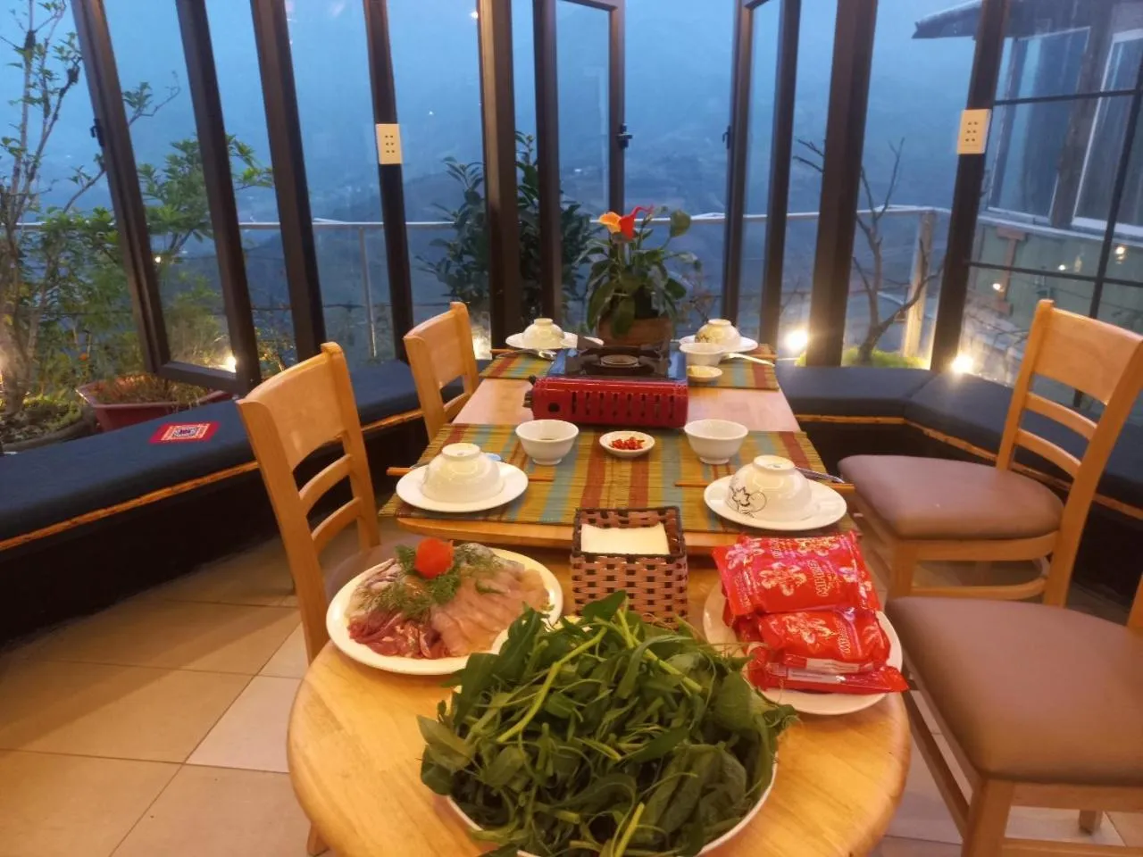 Restaurant/places to eat in VALLEY VIEW COFFEE & STAY