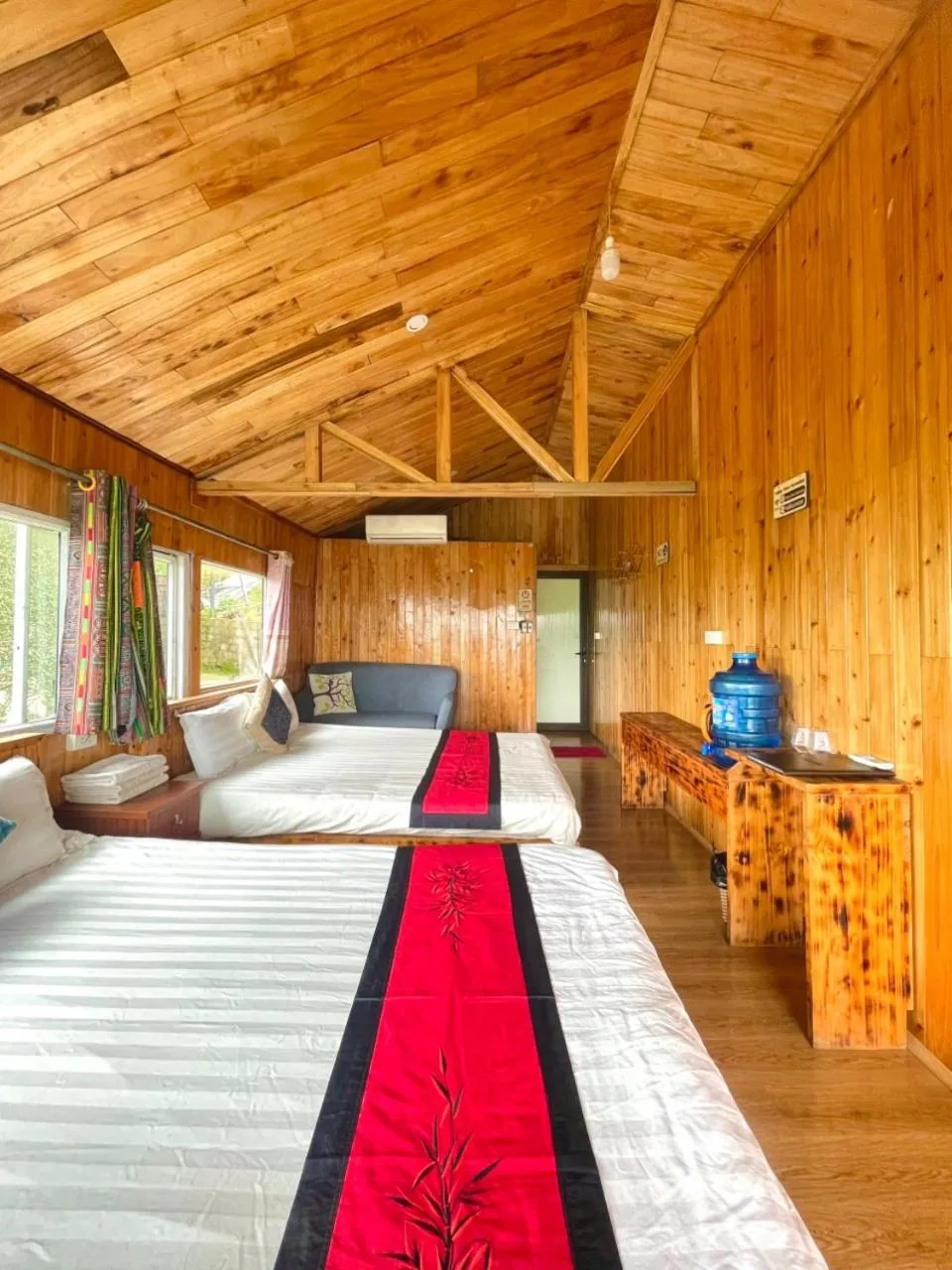 Bed in VALLEY VIEW COFFEE & STAY