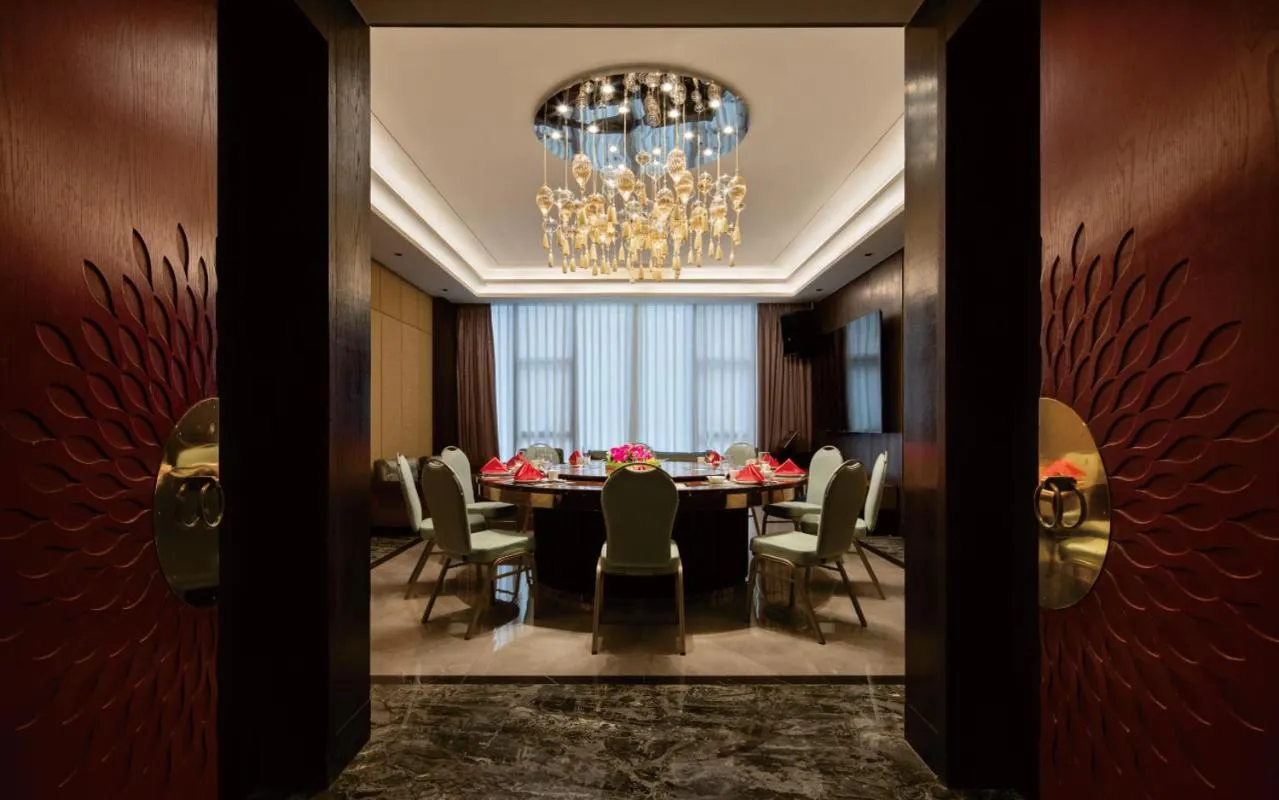 Dining area in Zhuhai Palm Spring Hotel