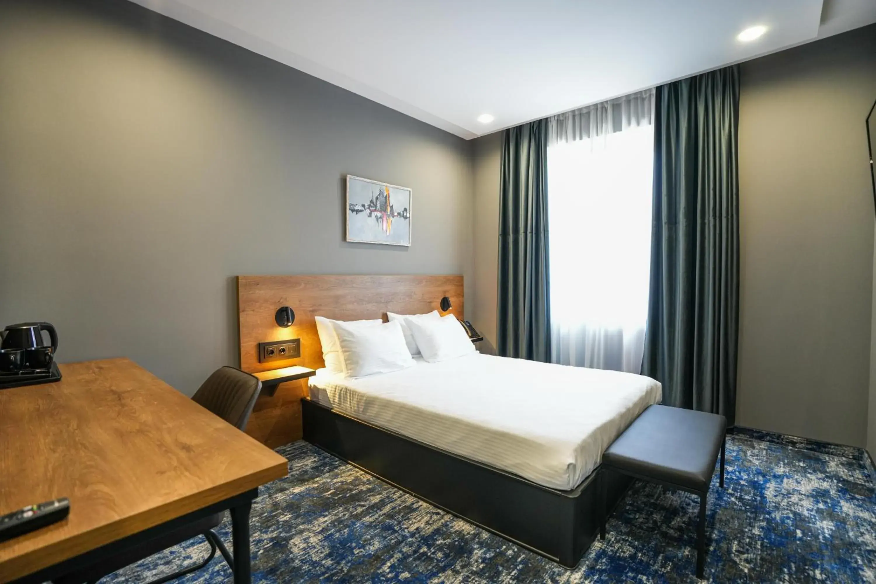 Queen Room with Balcony in Hotel Splendid Tbilisi Queen Room with Balcony in Hotel Splendid Tbilisi