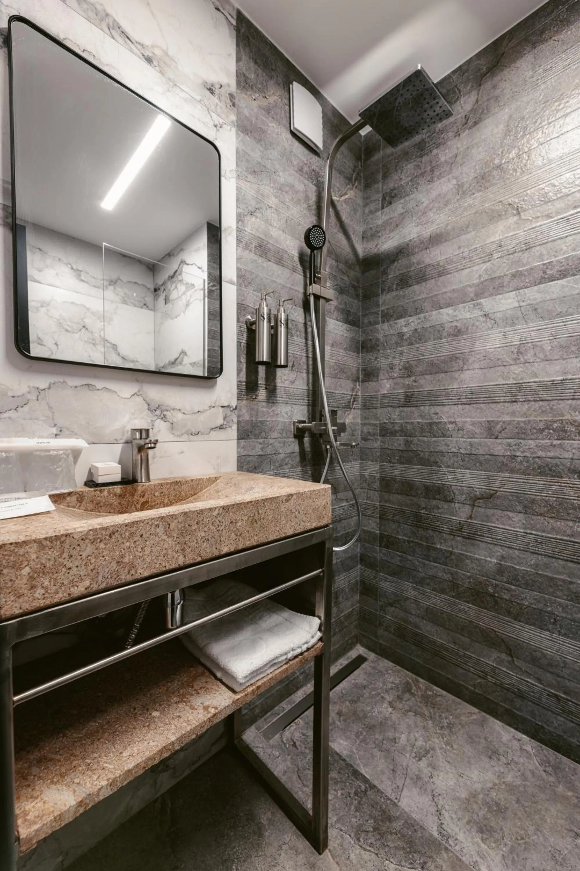 Shower in Hotel Splendid Tbilisi