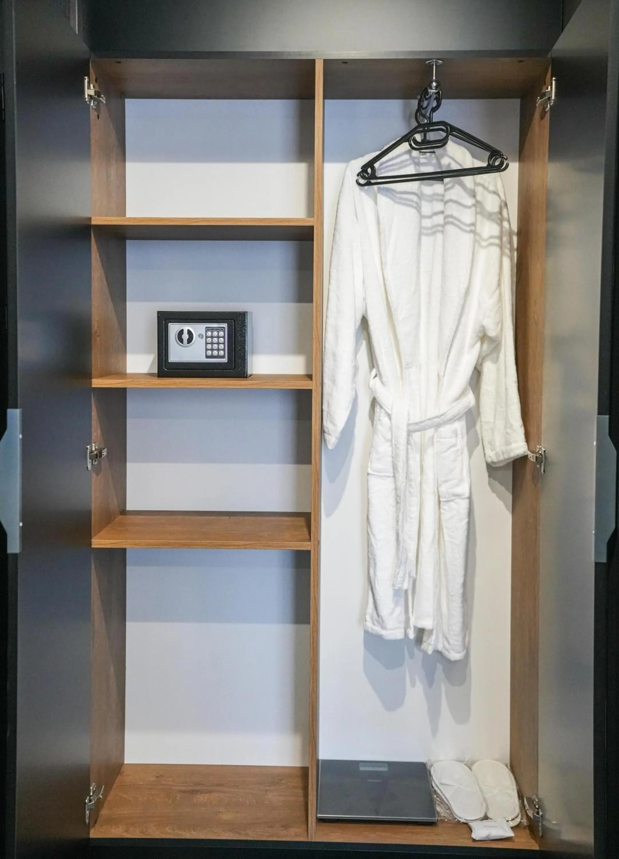 safe in Hotel Splendid Tbilisi