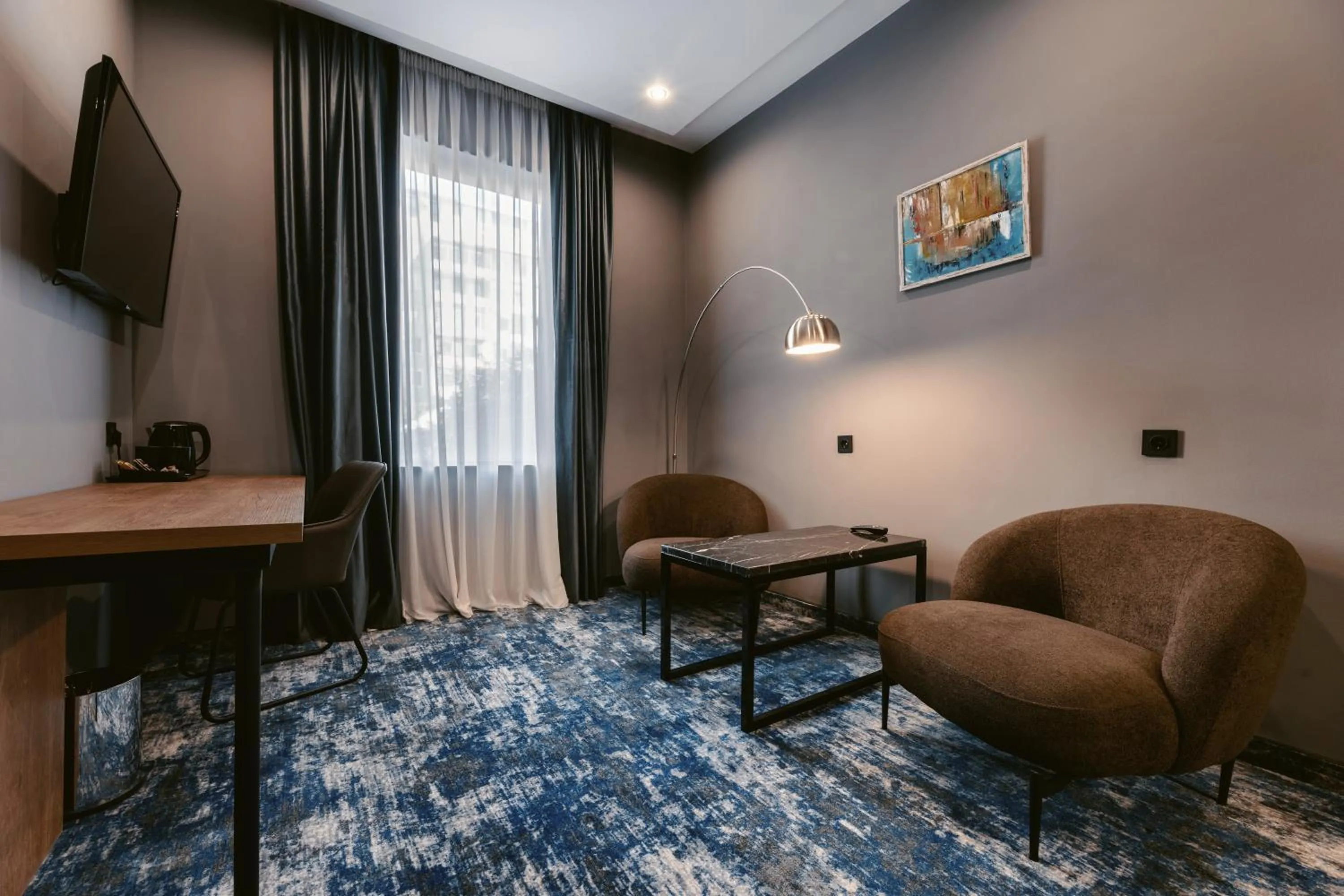 TV and multimedia in Hotel Splendid Tbilisi