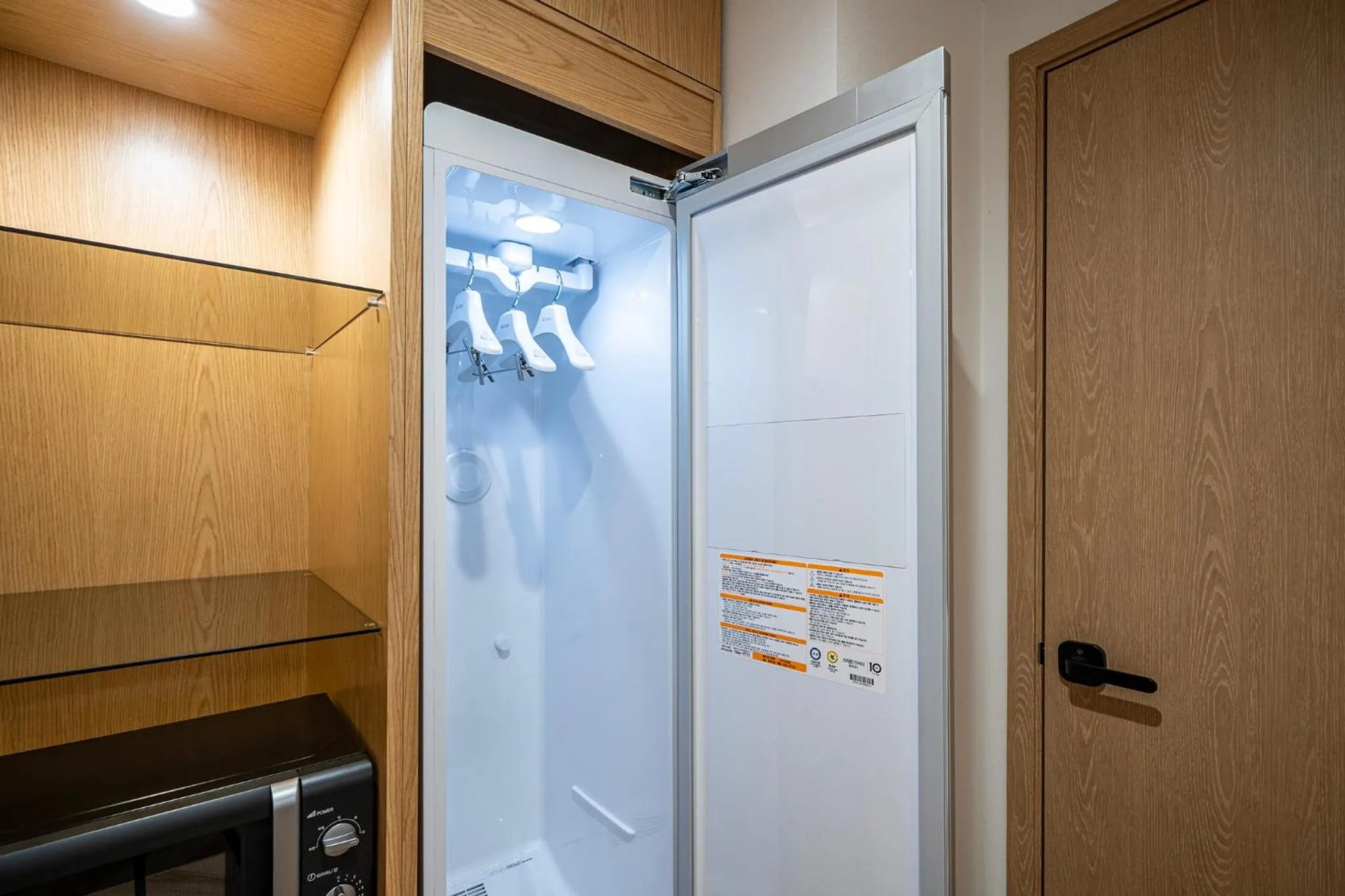 Photo of the whole room in H Avenue Gumi Okgye