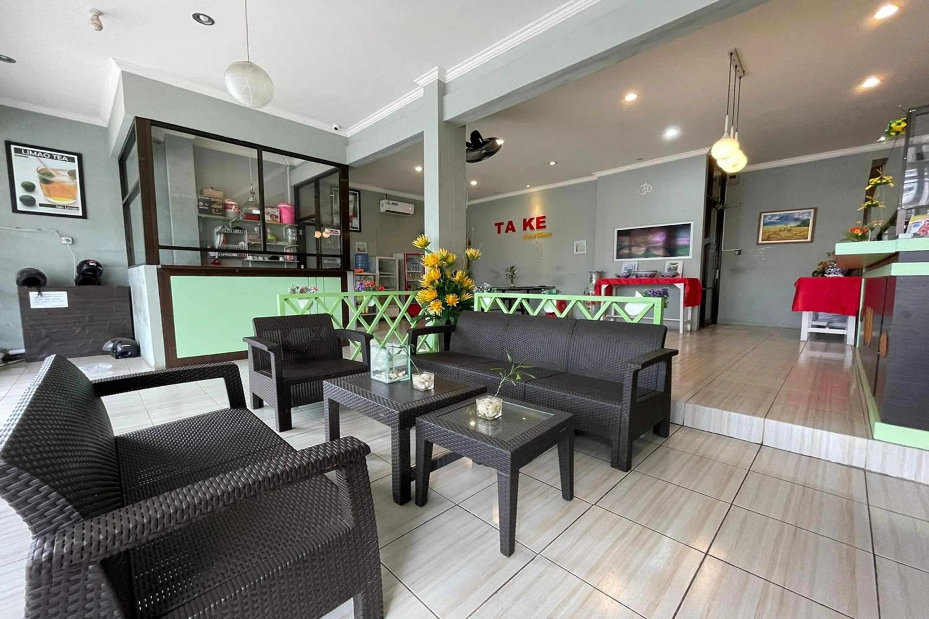 Seating area in Take Guesthouse 1