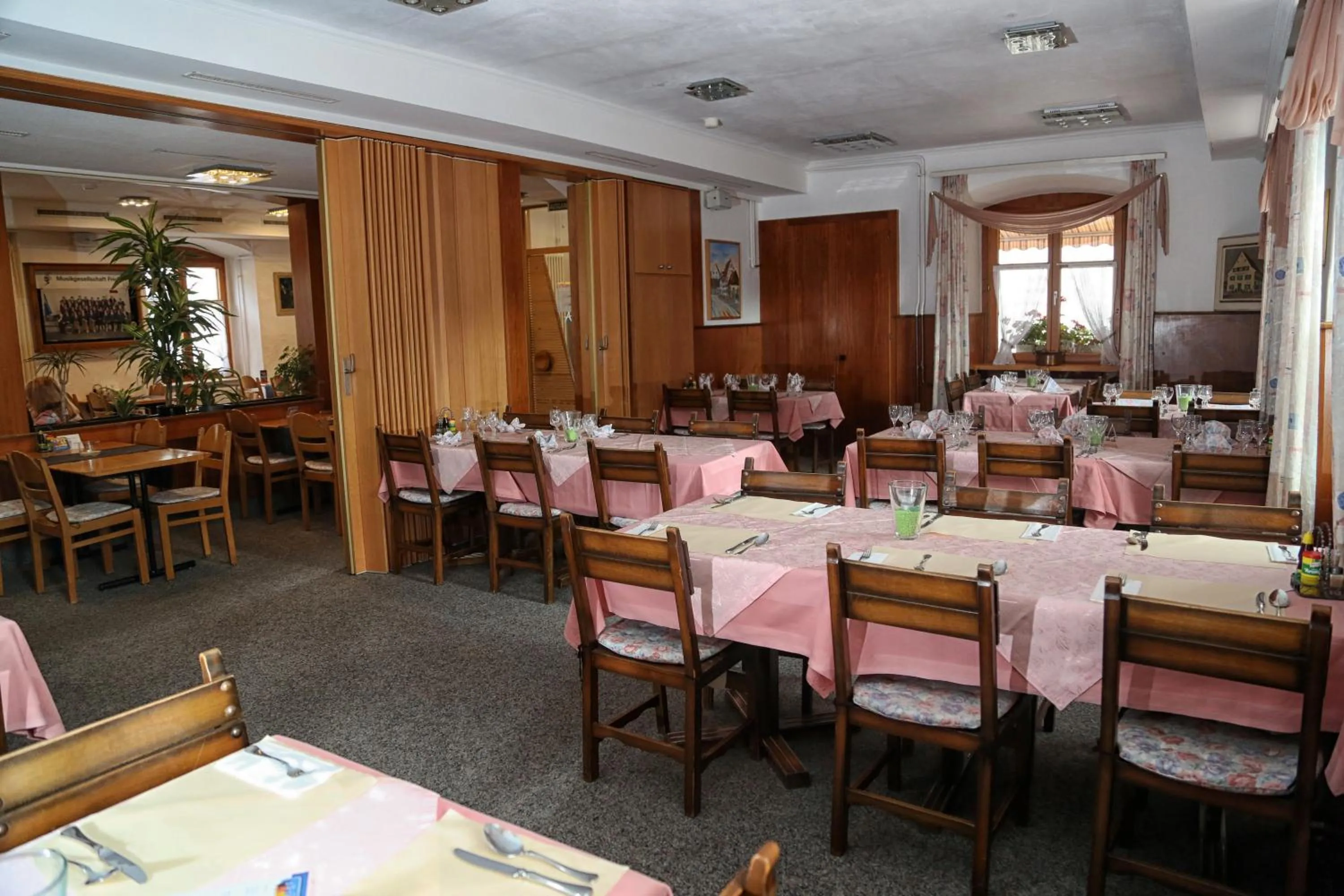 Restaurant/places to eat in Gasthof Adler