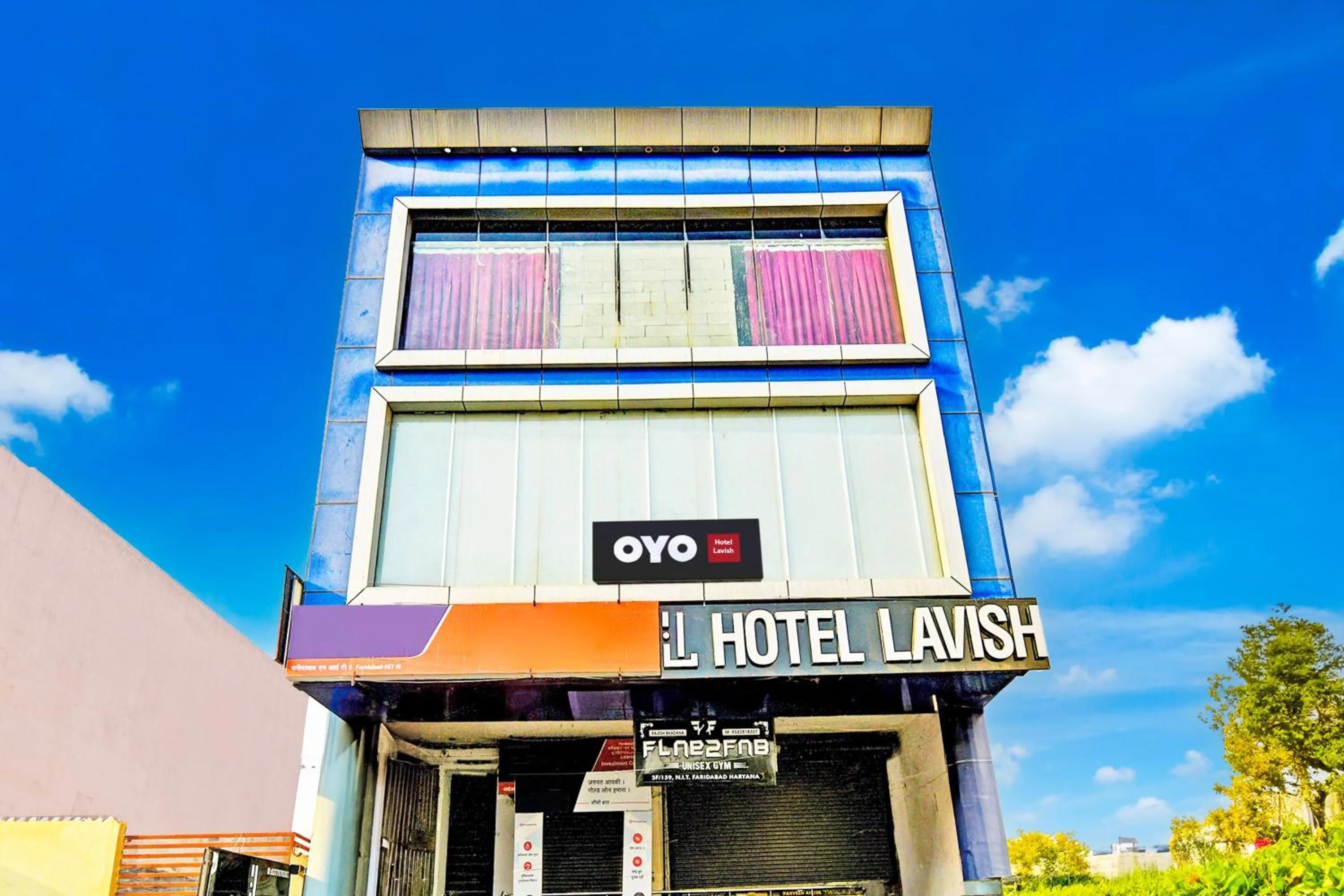 Facade/entrance in Hotel O by OYO Lavish