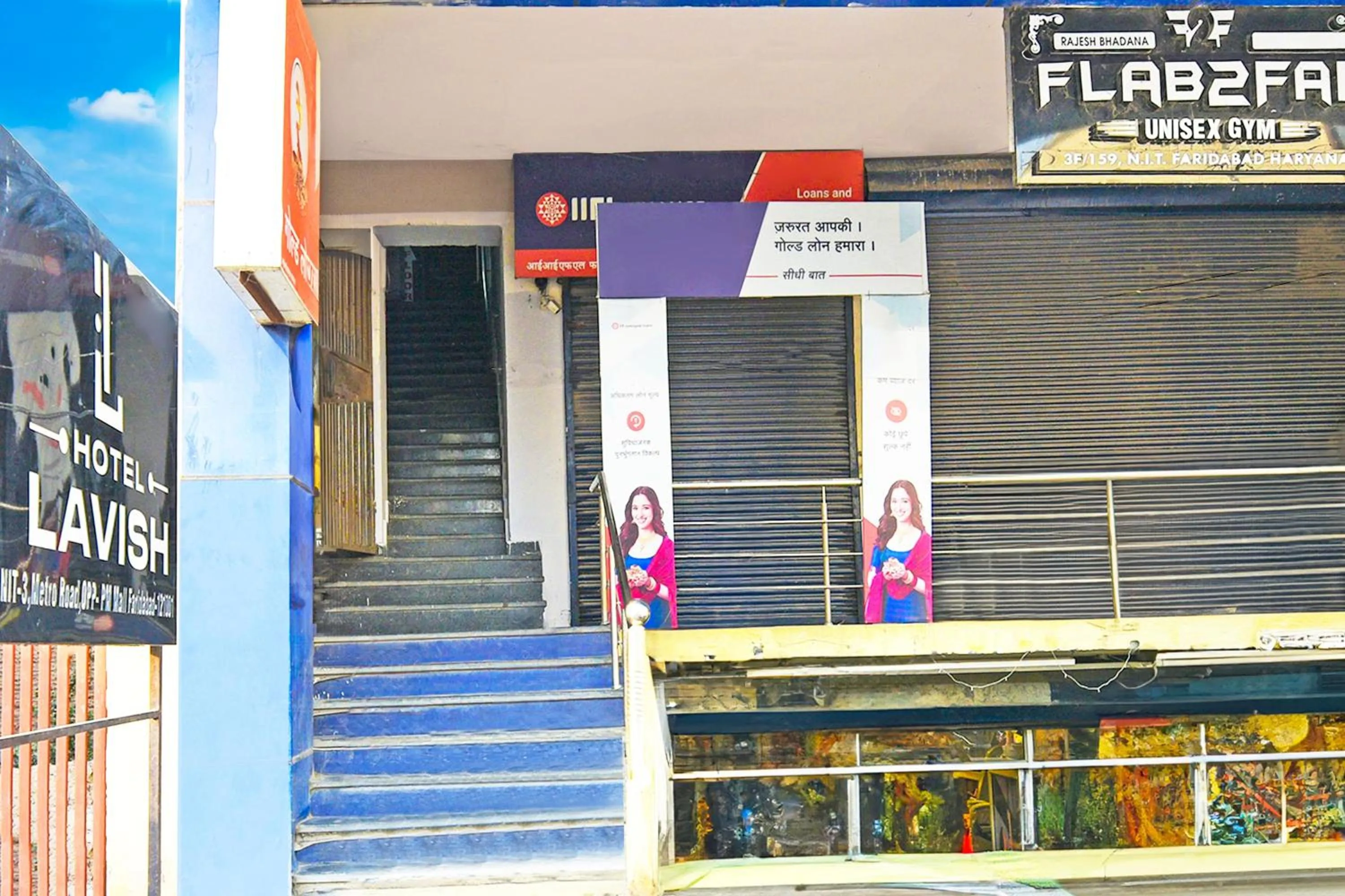 Facade/entrance in Hotel O by OYO Lavish