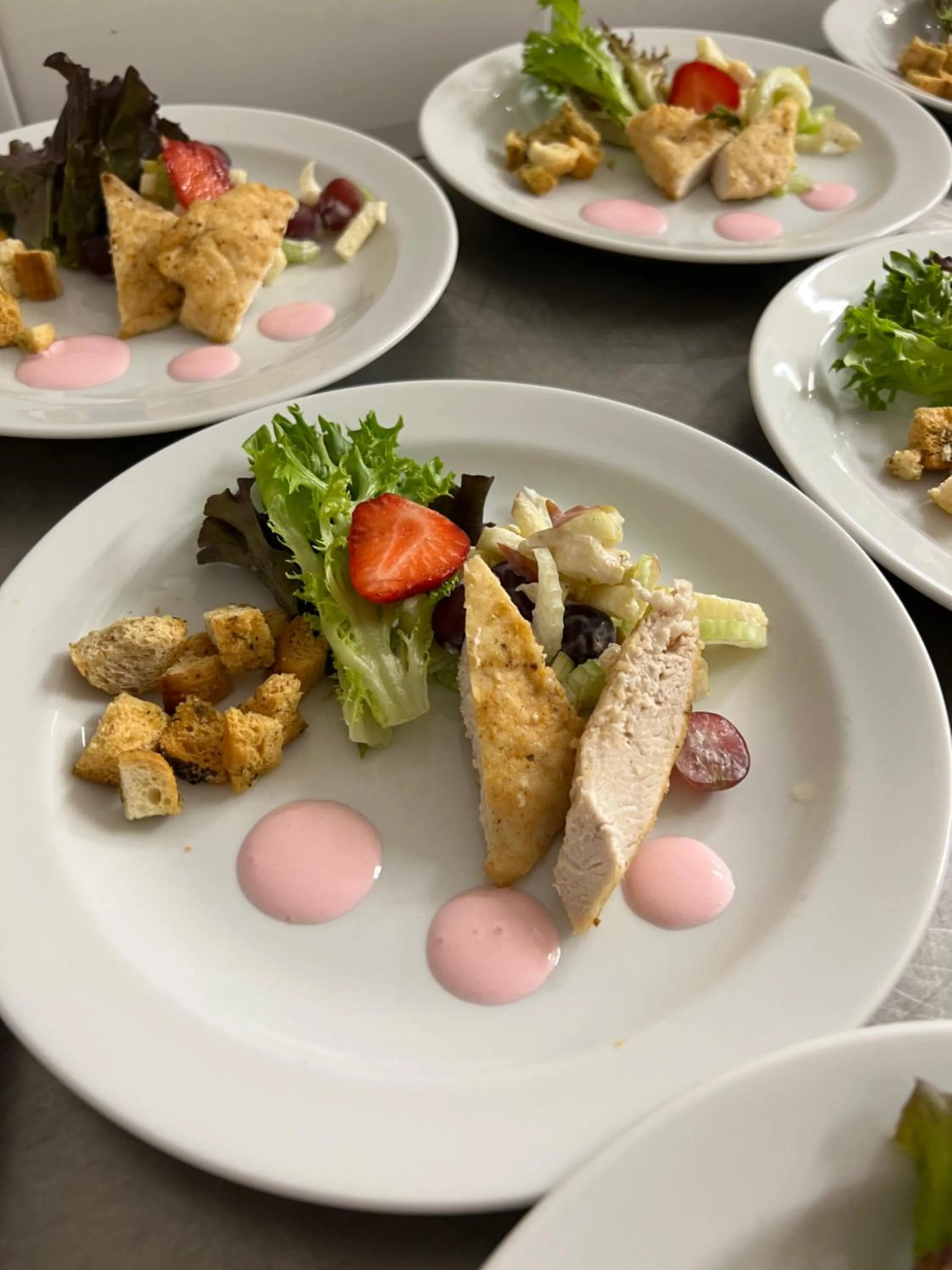 Restaurant/places to eat in Hotel Eurobus