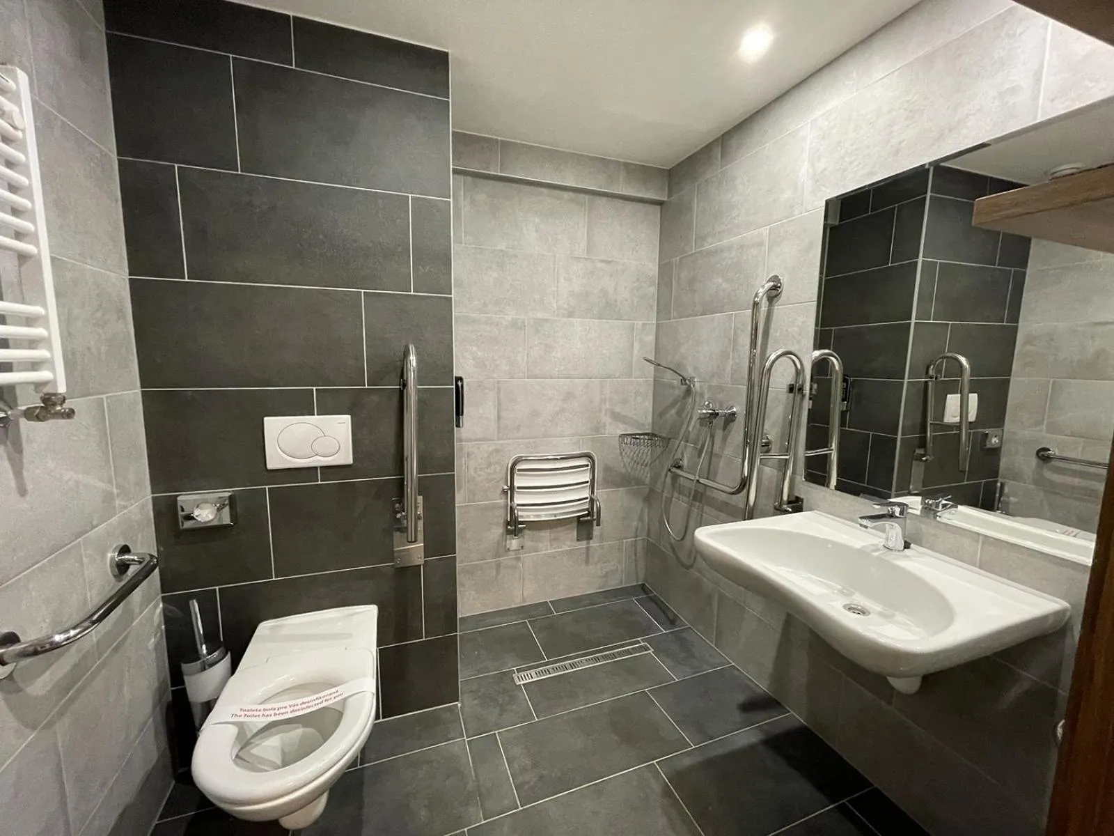 Bathroom in Hotel Eurobus