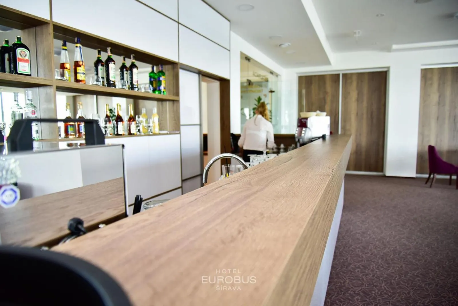 Restaurant/places to eat in Hotel Eurobus