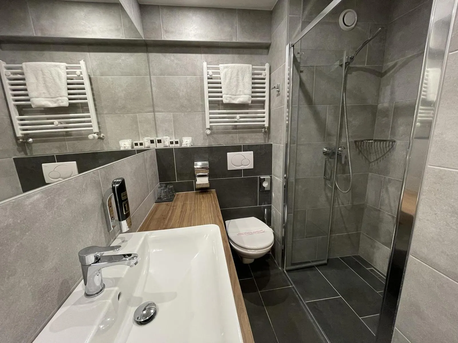 Bathroom in Hotel Eurobus
