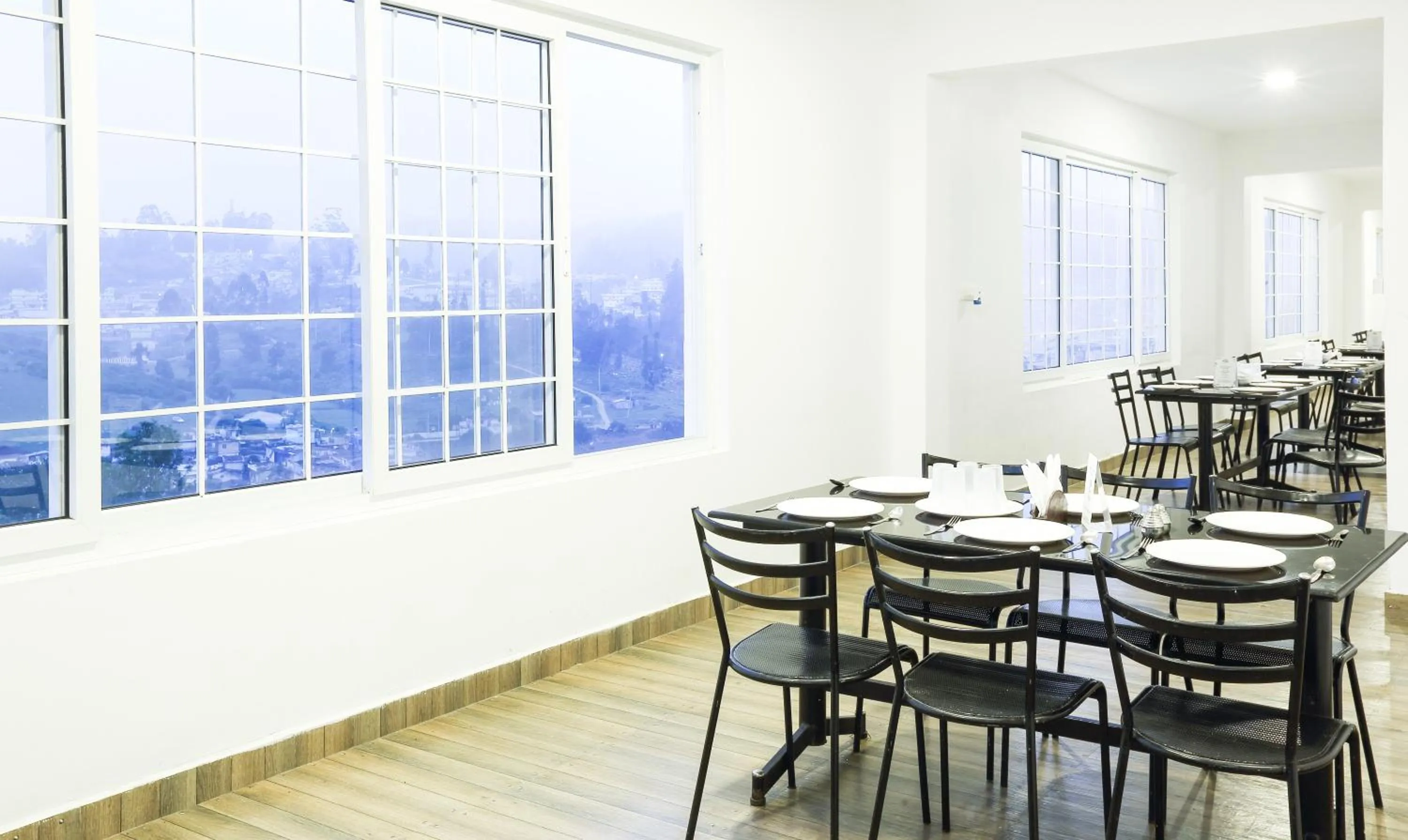 Dining area in Treebo Skydale Inn & Suites With Mountain View