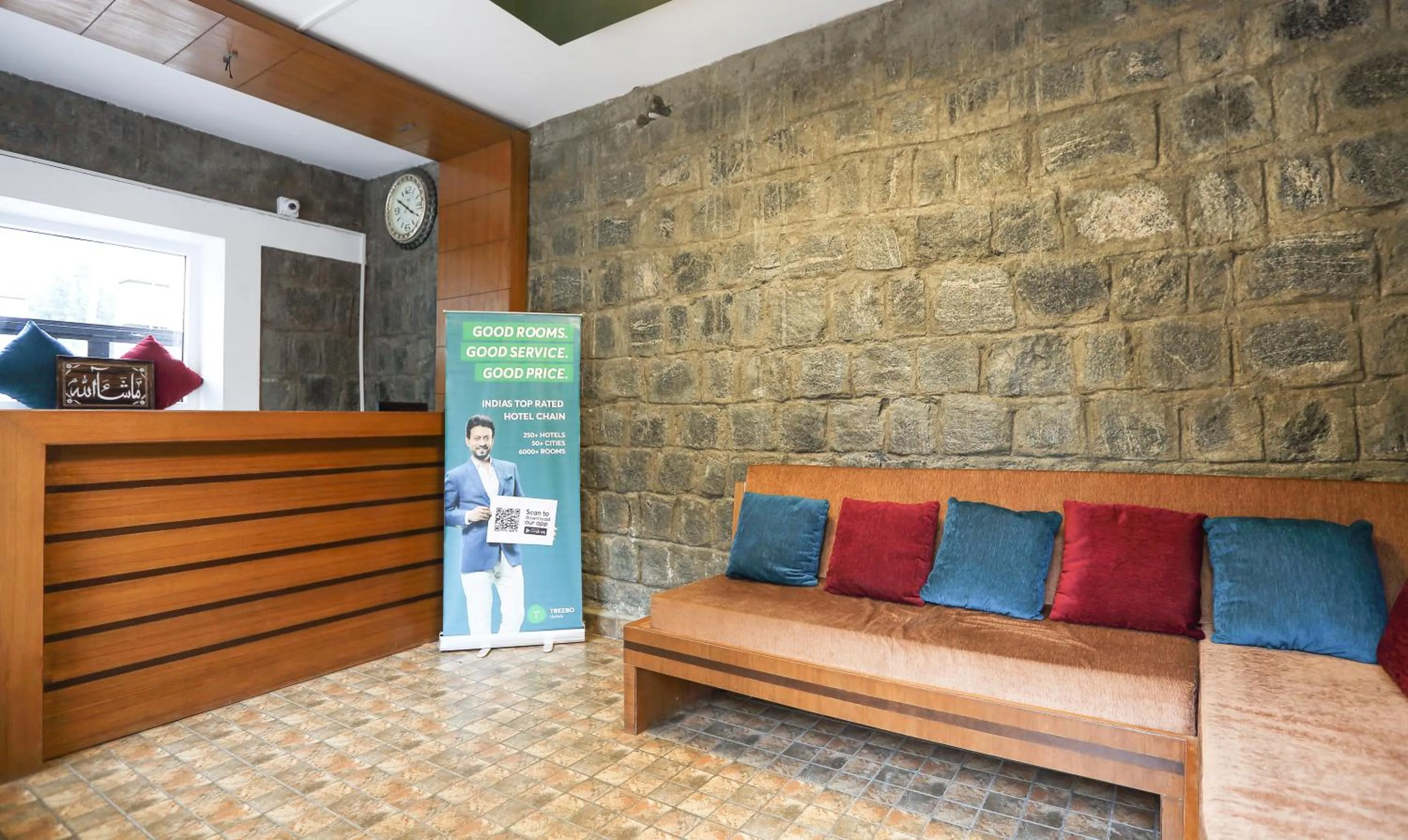 Lobby or reception in Treebo Skydale Inn & Suites With Mountain View