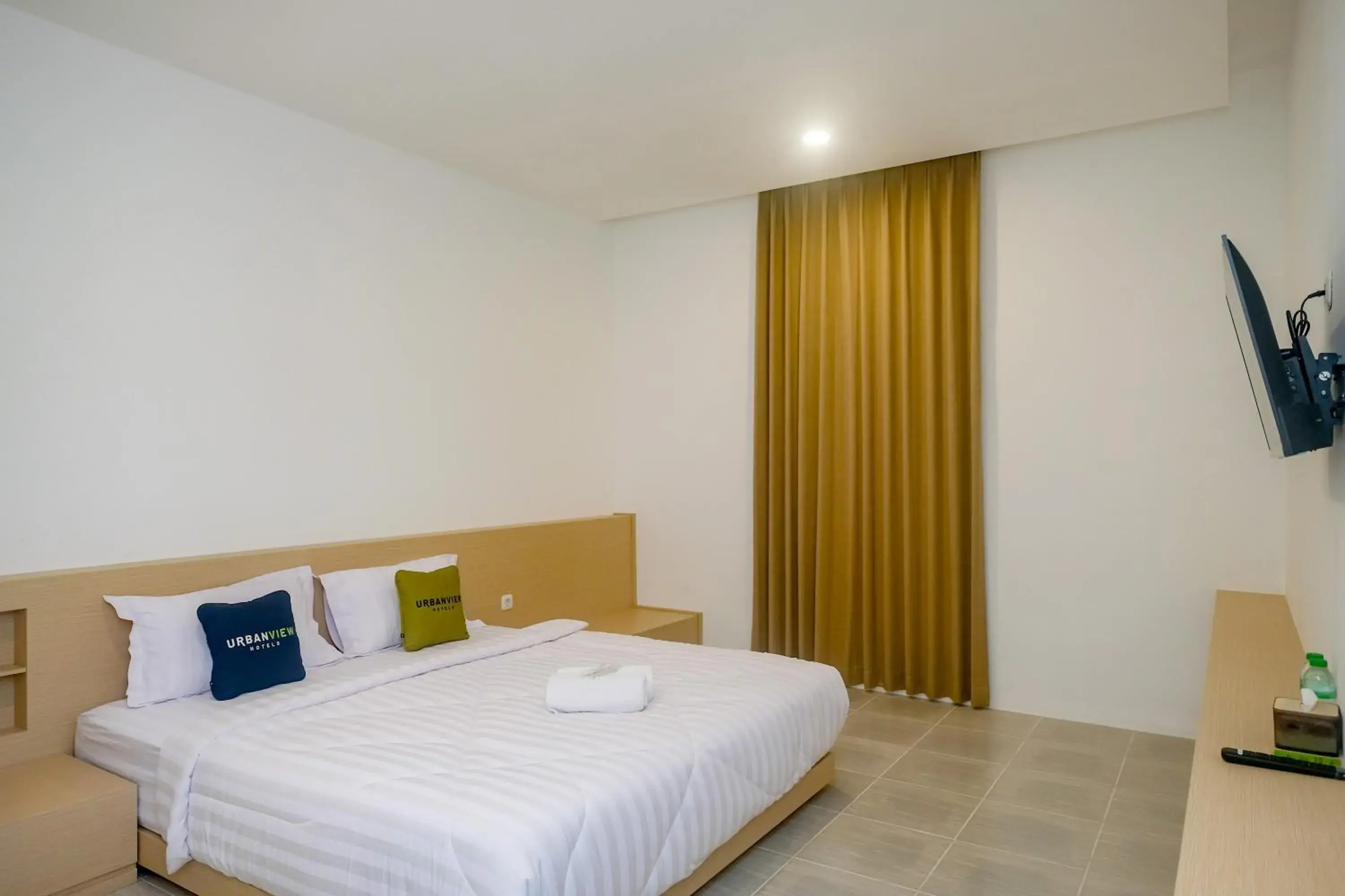 Urbanview Hotel JJ Bukitsari Semarang Urbanview Hotel JJ Bukitsari Semarang