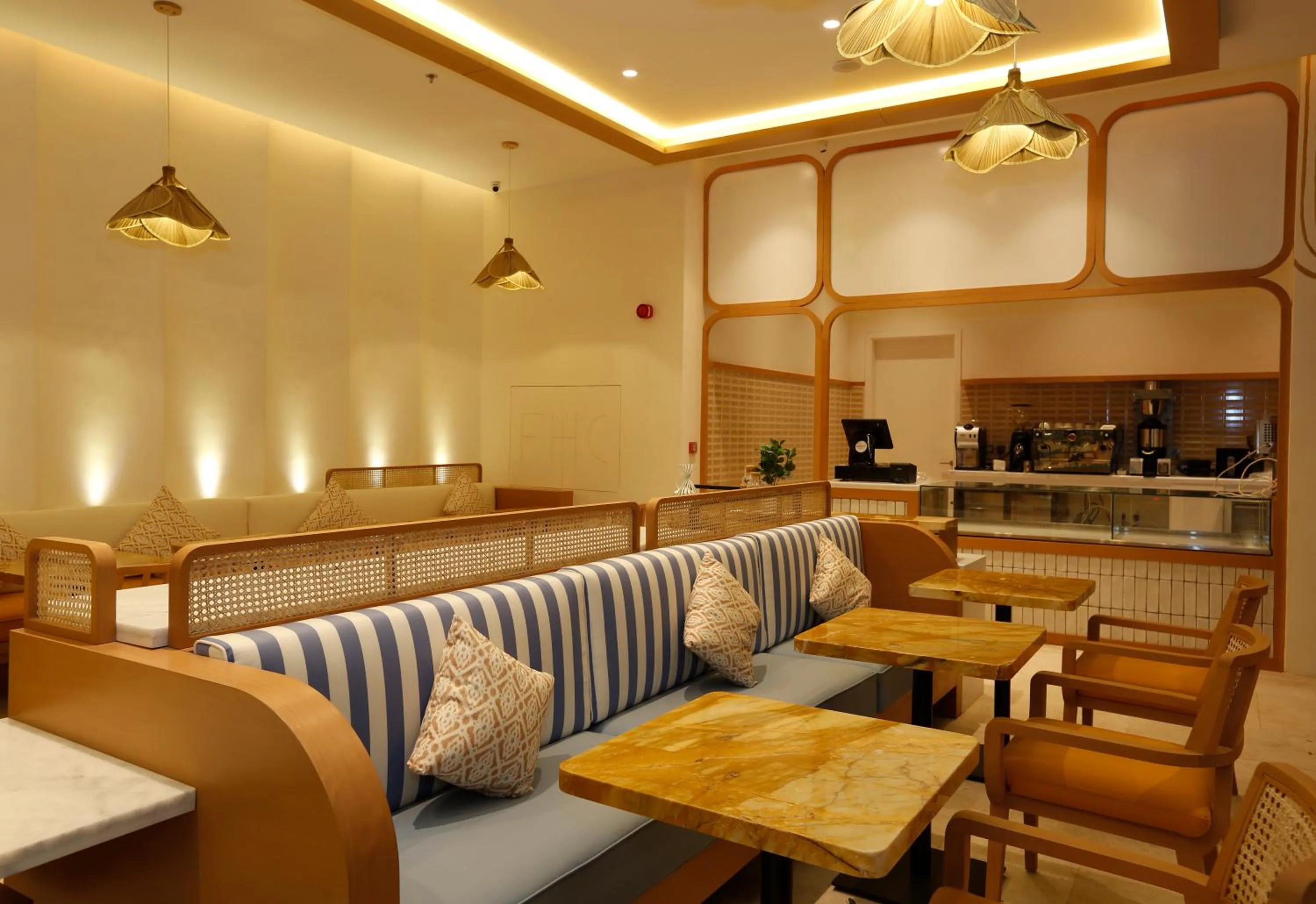 Lounge or bar in ALMA Hotel Riyadh