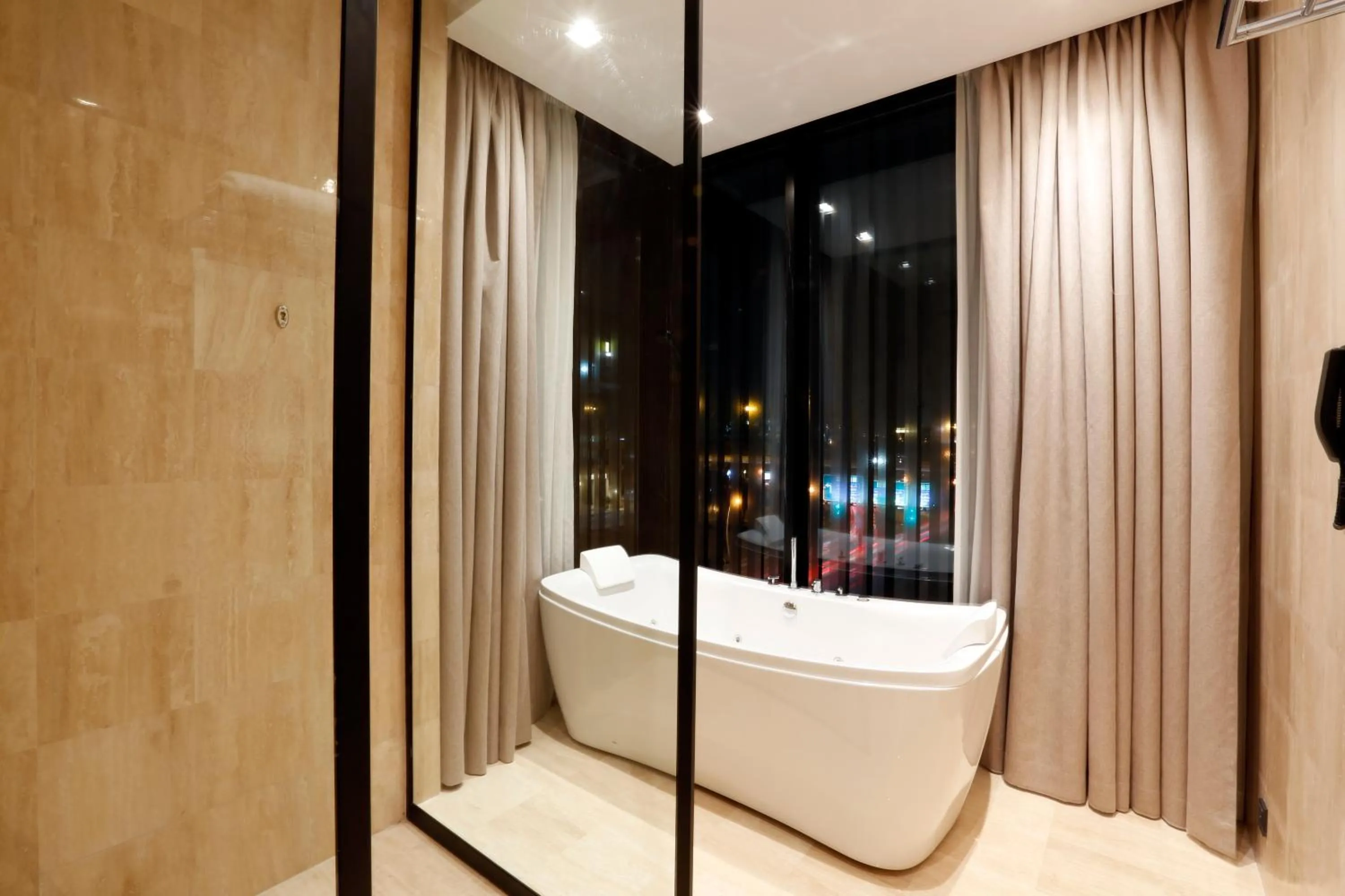 Bath in ALMA Hotel Riyadh