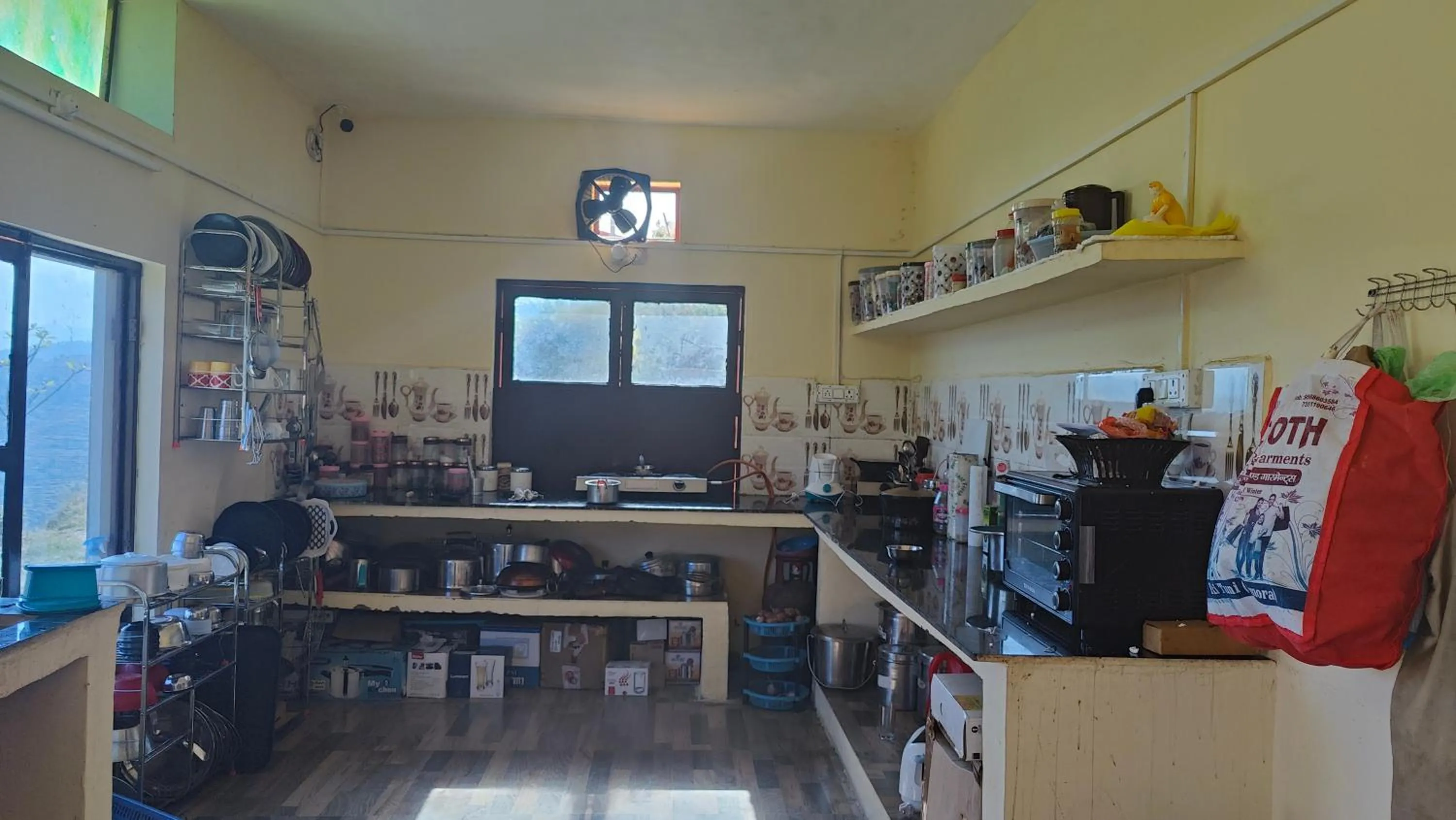 Kitchen or kitchenette in Adaara Retreat - Pet Friendly Cottages, Almora