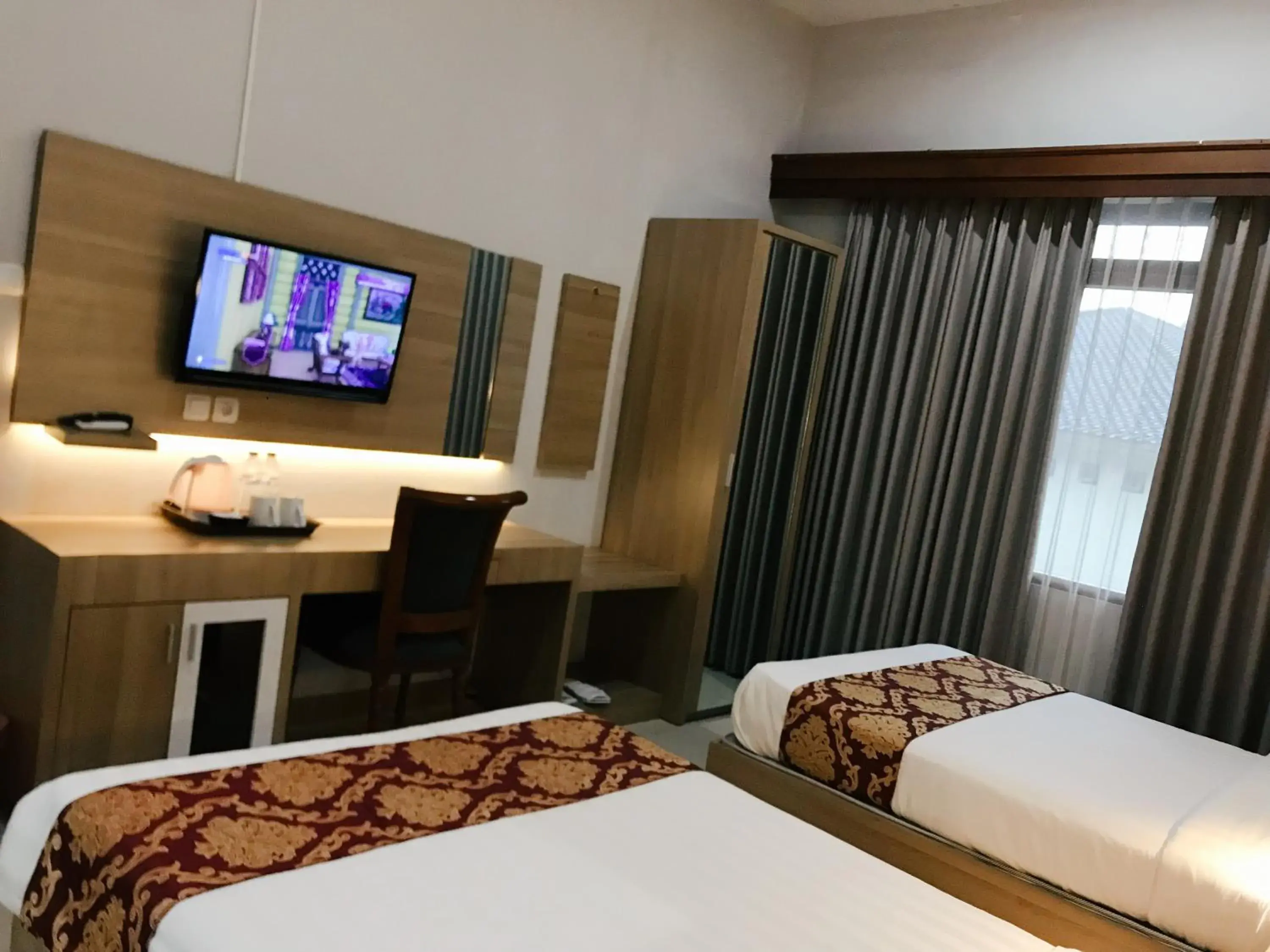 Twin Room with Terrace in Votel De Bandungan Resort Twin Room with Terrace in Votel De Bandungan Resort