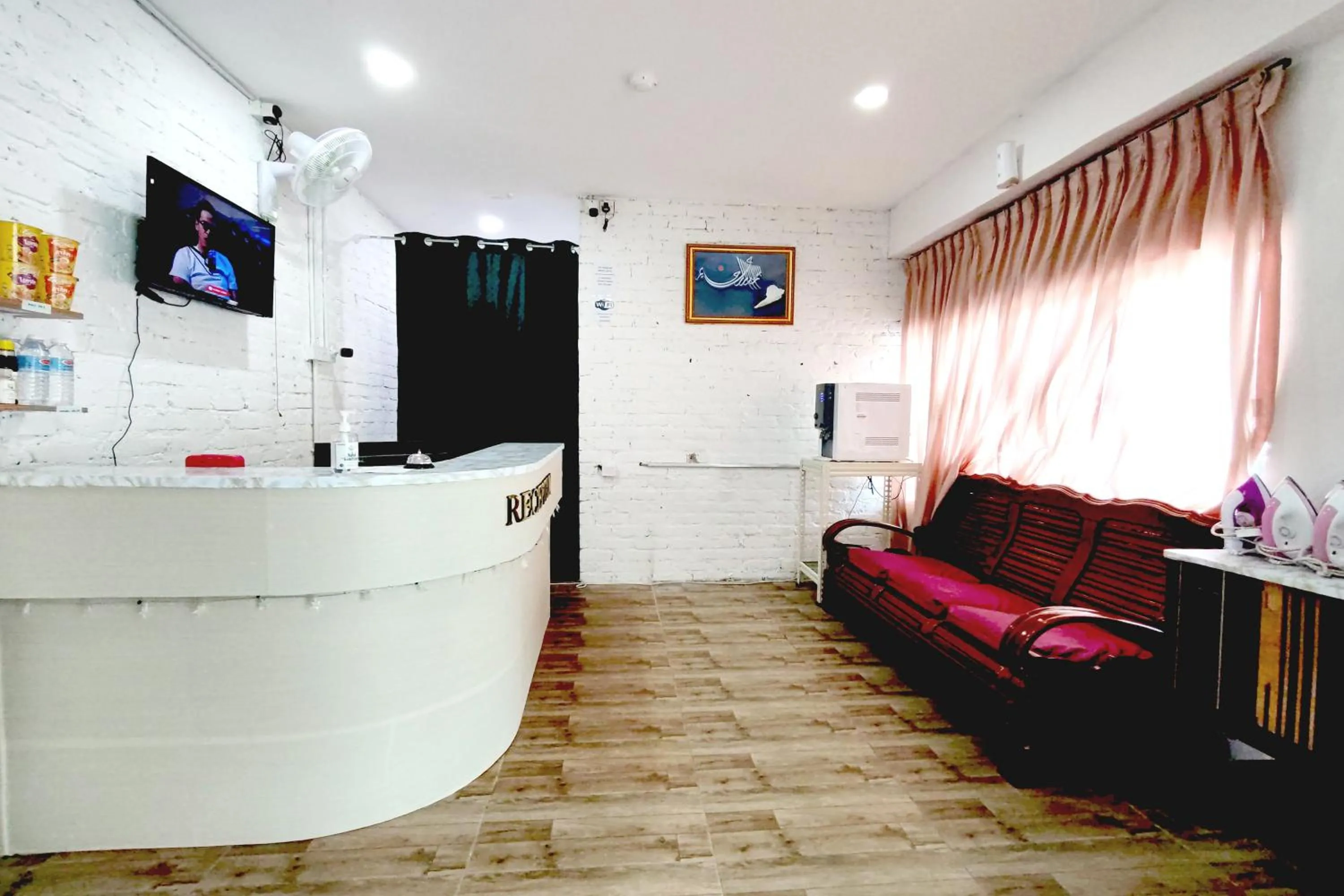 Lobby or reception in Maleeq Hotel Meru Ipoh