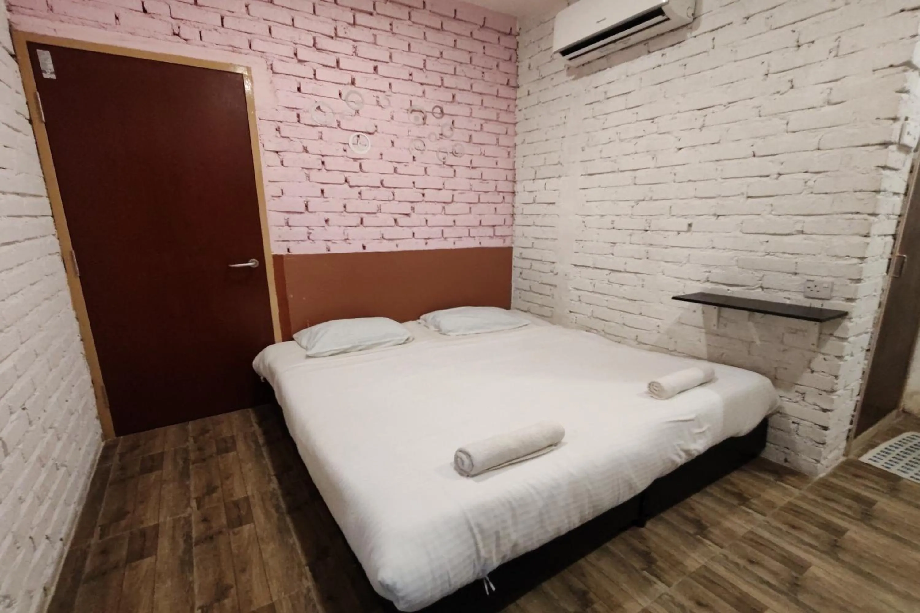 Bedroom, Bed in Maleeq Hotel Meru Ipoh